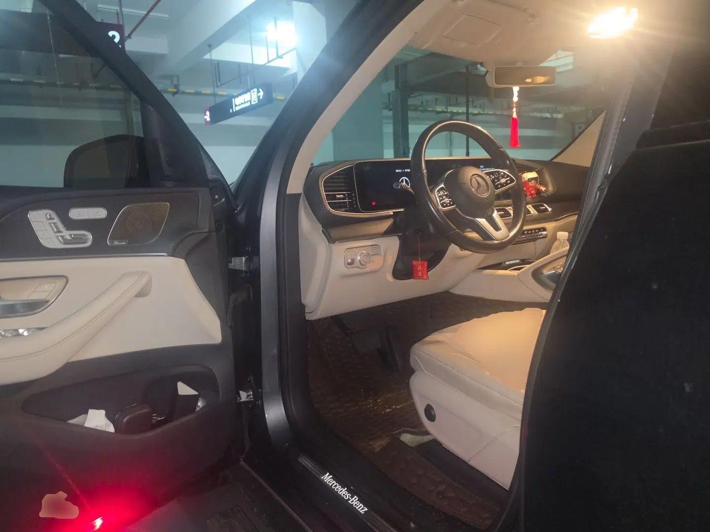 Mercedes-Benz GLE 2020 GLE 450 4MATIC Stylish Model — миниатюра 16
