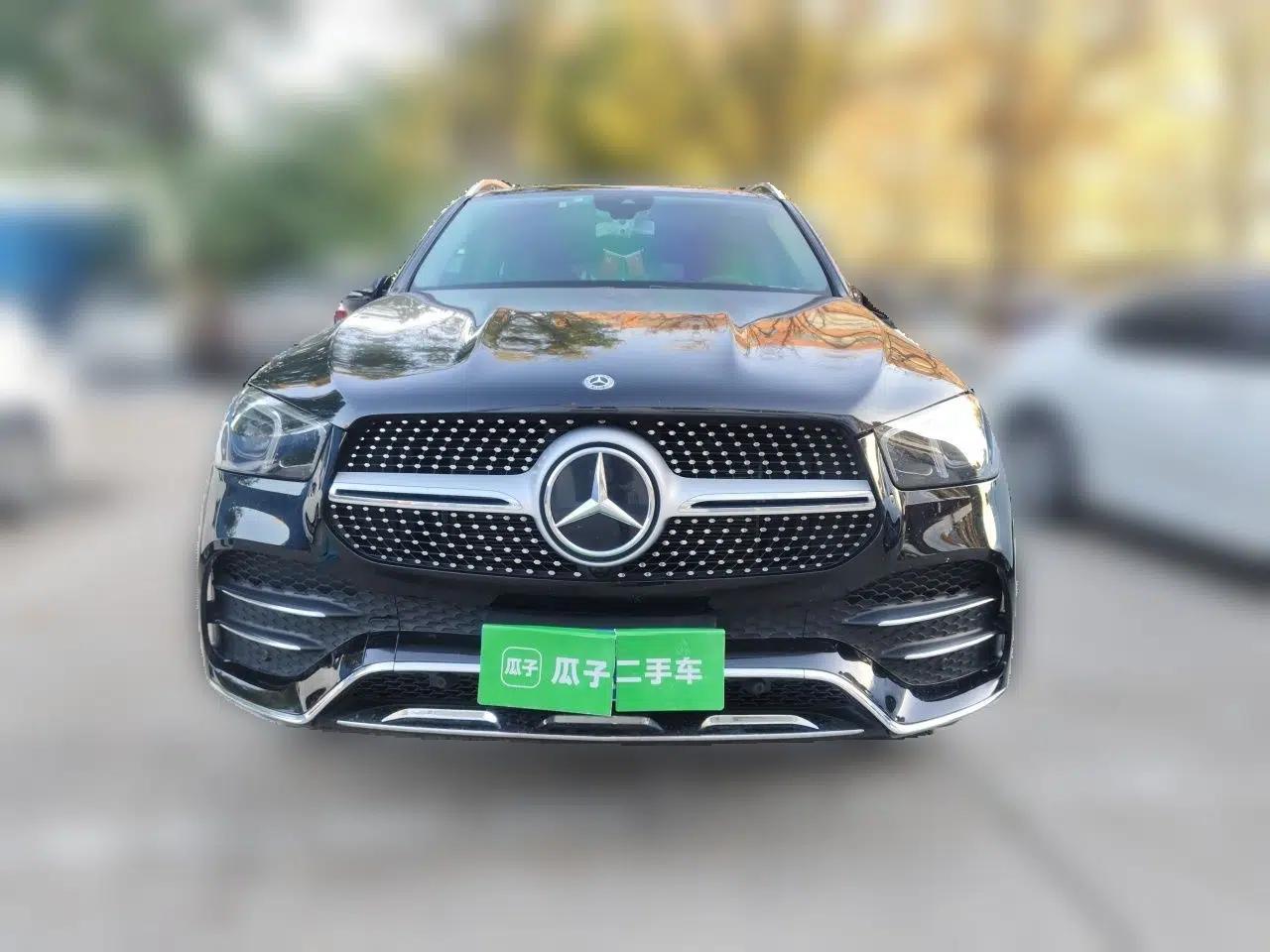 Mercedes-Benz GLE 2020 GLE 350 4MATIC Fashion Model — миниатюра 2