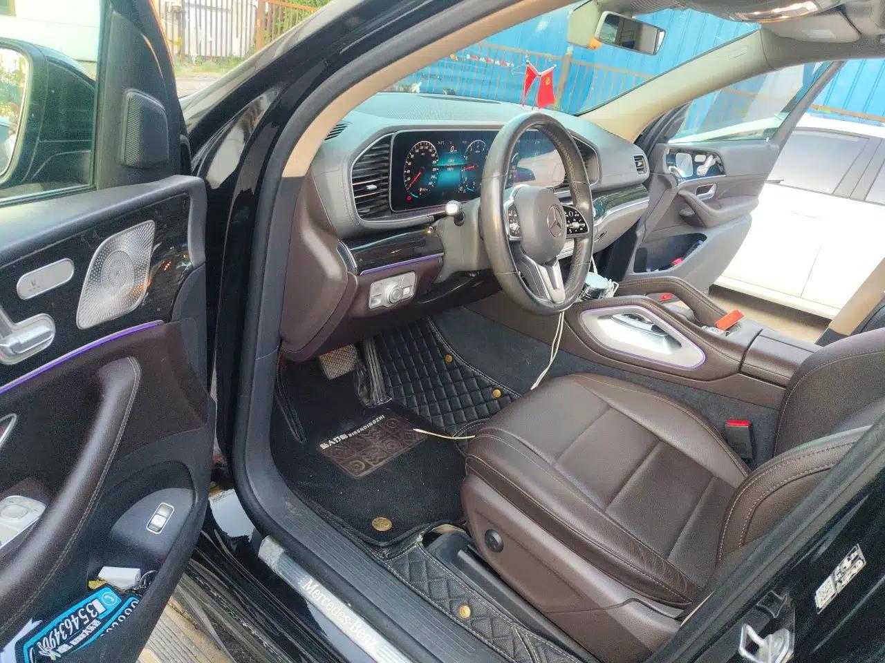 Mercedes-Benz GLE 2020 GLE 350 4MATIC Fashion Model — миниатюра 16