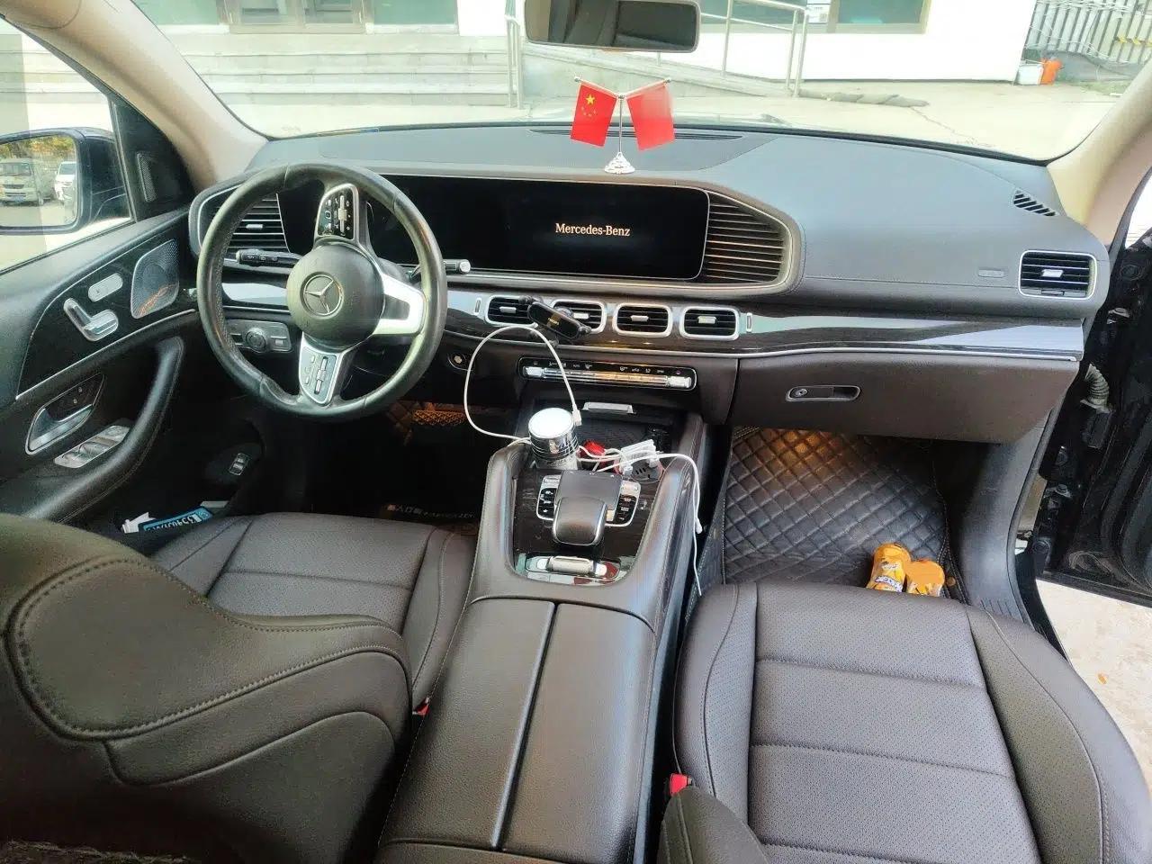 Mercedes-Benz GLE 2020 GLE 350 4MATIC Fashion Model — миниатюра 9