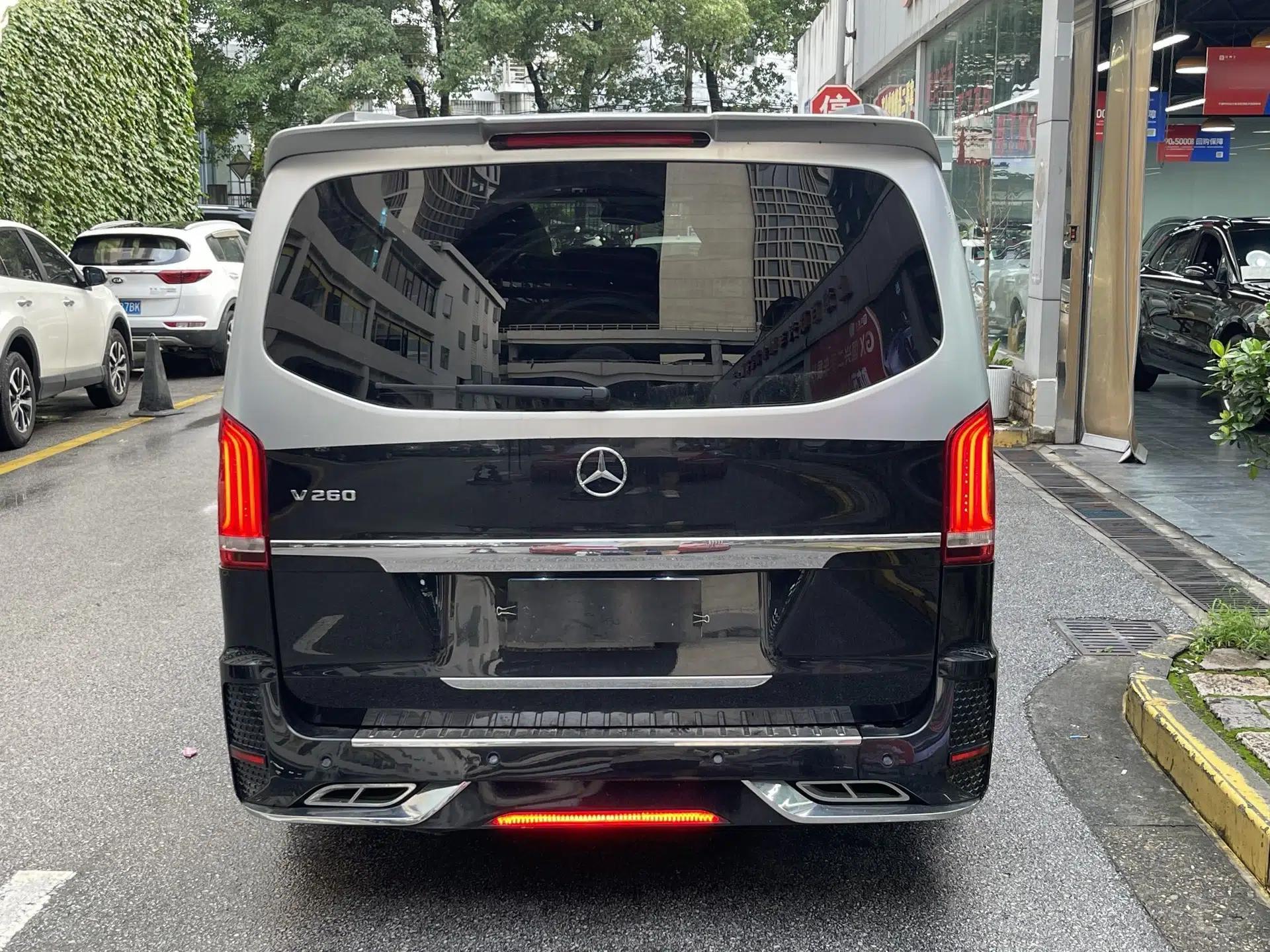 Mercedes-Benz V-Class 2017 V 260 Avantgarde Edition — миниатюра 17