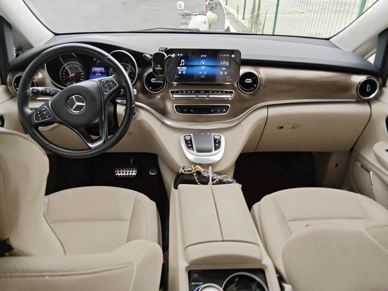 Mercedes-Benz V-Class 2021 V 260 L Long Wheelbase Prestige Edition — миниатюра 9