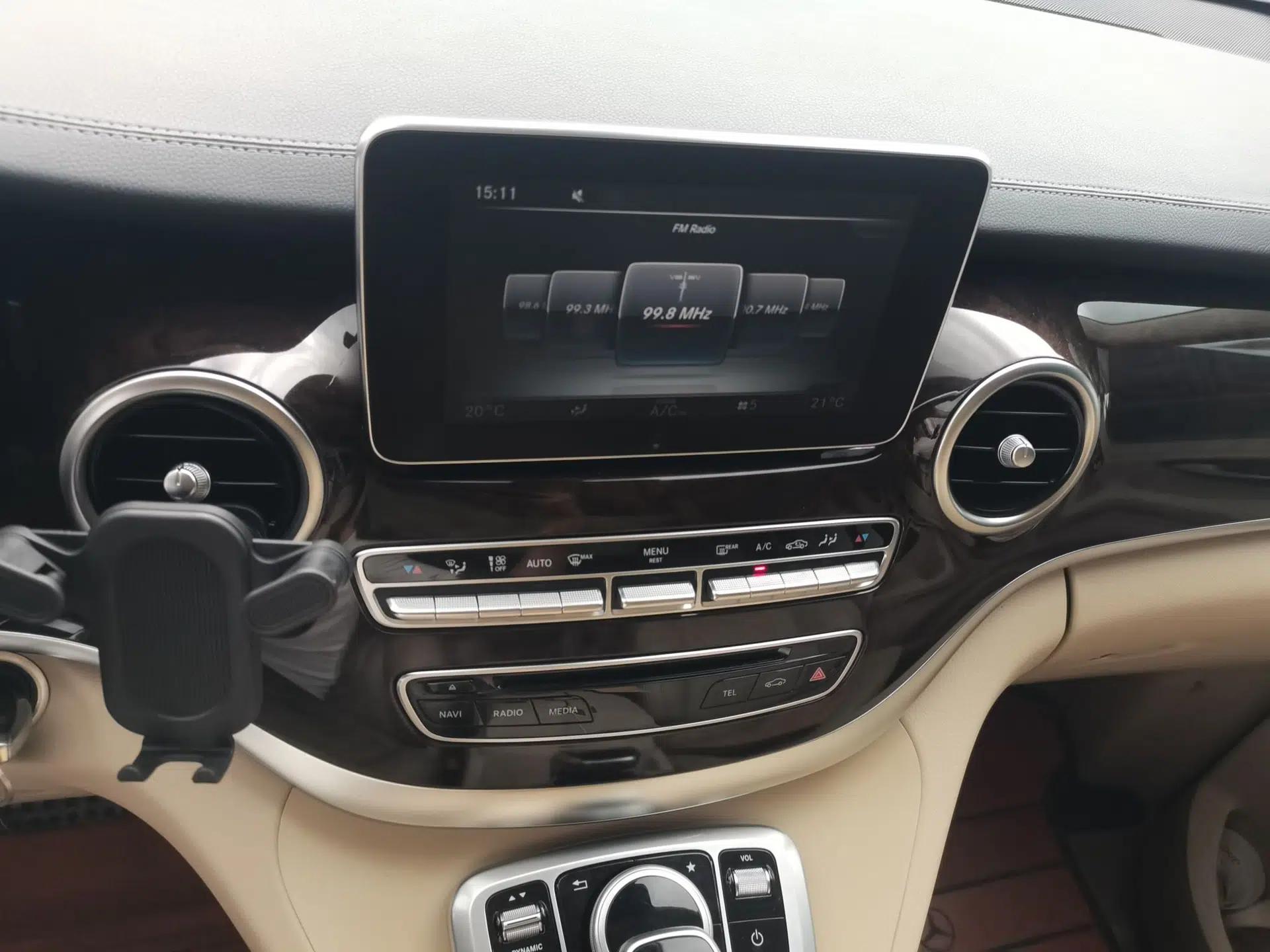 Mercedes-Benz V-Class 2017 V 260 Prestige Edition — миниатюра 13