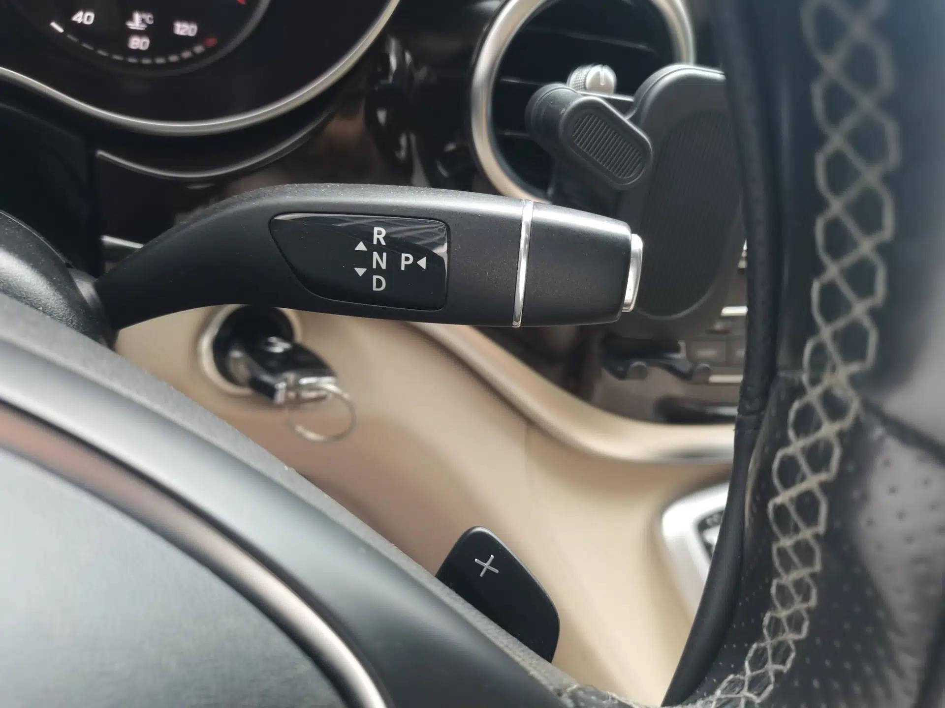 Mercedes-Benz V-Class 2017 V 260 Prestige Edition — миниатюра 14