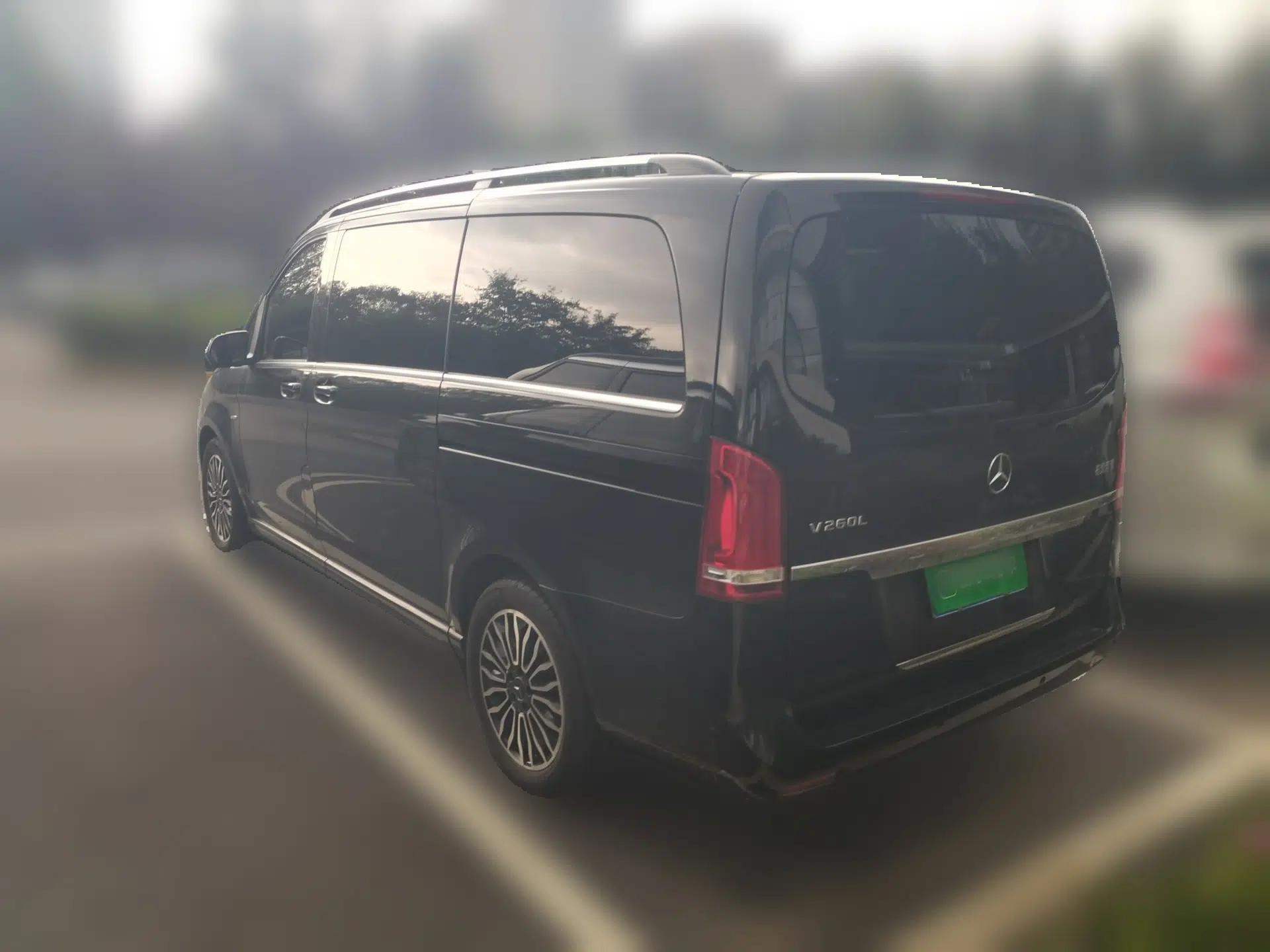 Mercedes-Benz V-Class 2017 V 260 Prestige Edition — миниатюра 4