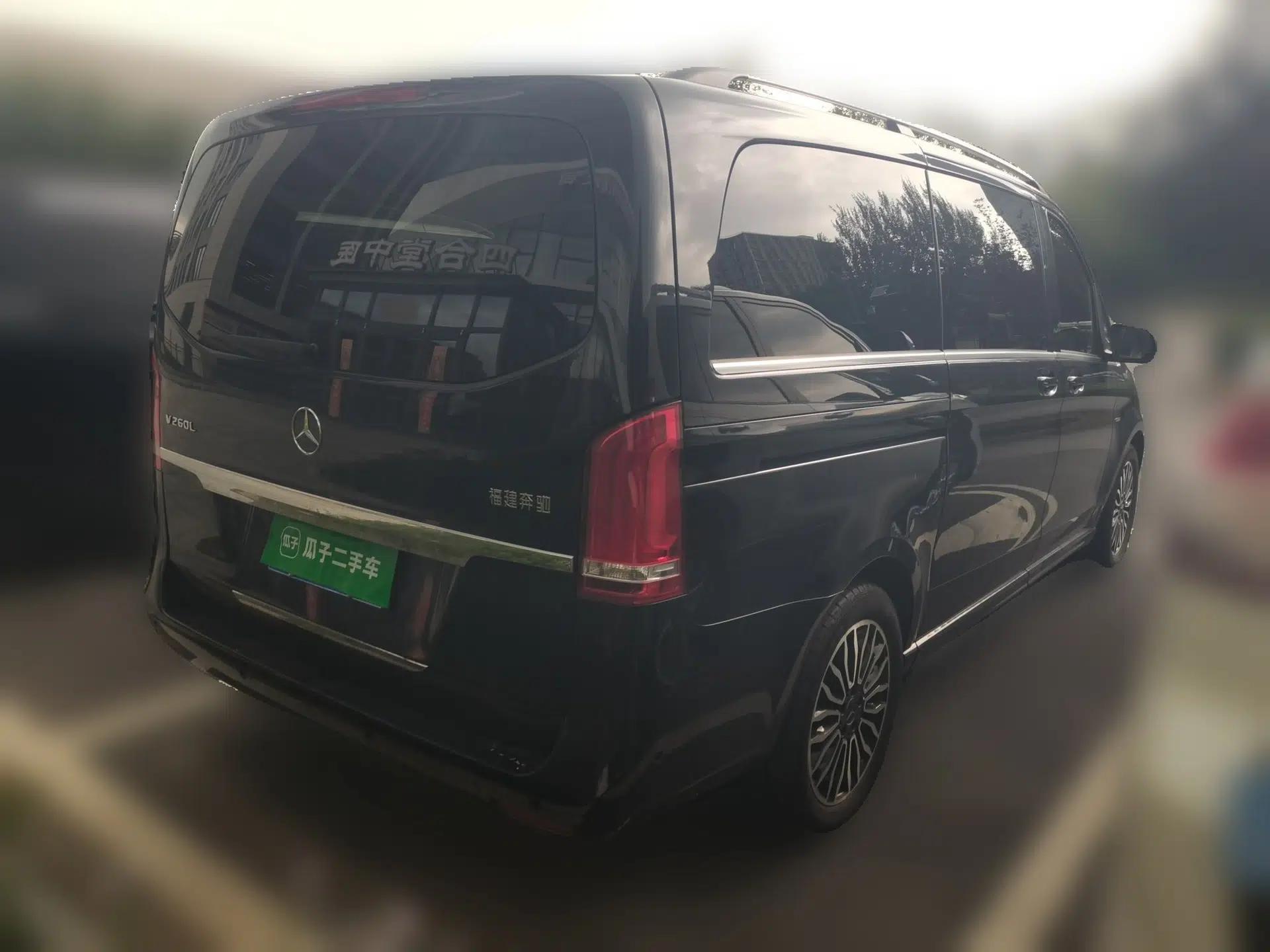 Mercedes-Benz V-Class 2017 V 260 Prestige Edition — миниатюра 6