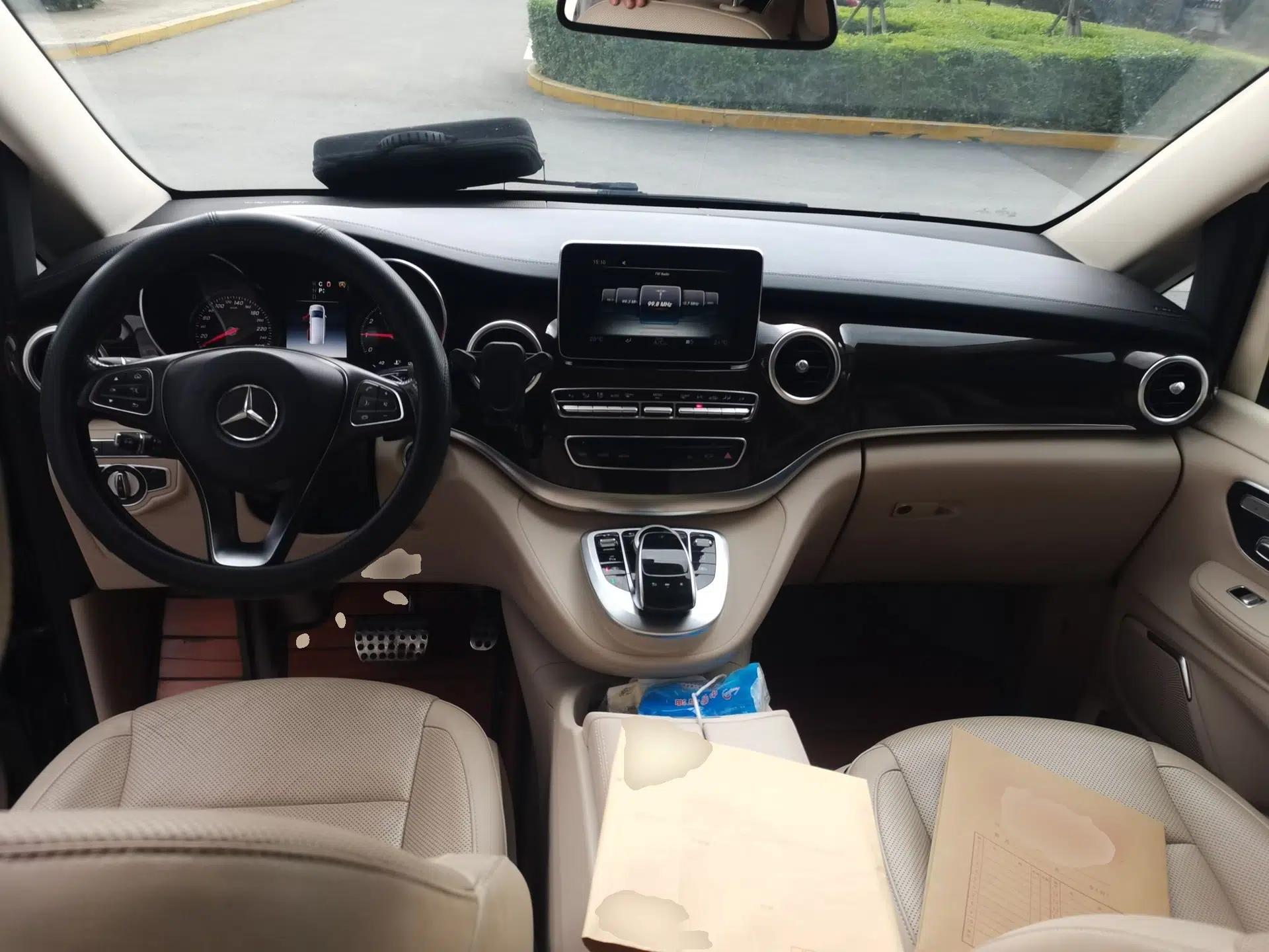 Mercedes-Benz V-Class 2017 V 260 Prestige Edition — миниатюра 9