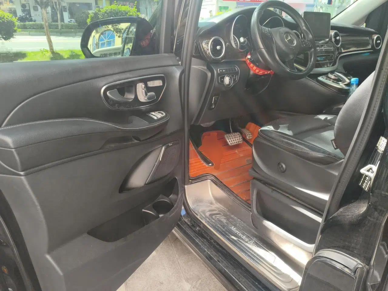Mercedes-Benz V-Class 2018 V 260 Prestige Edition China VI — миниатюра 16
