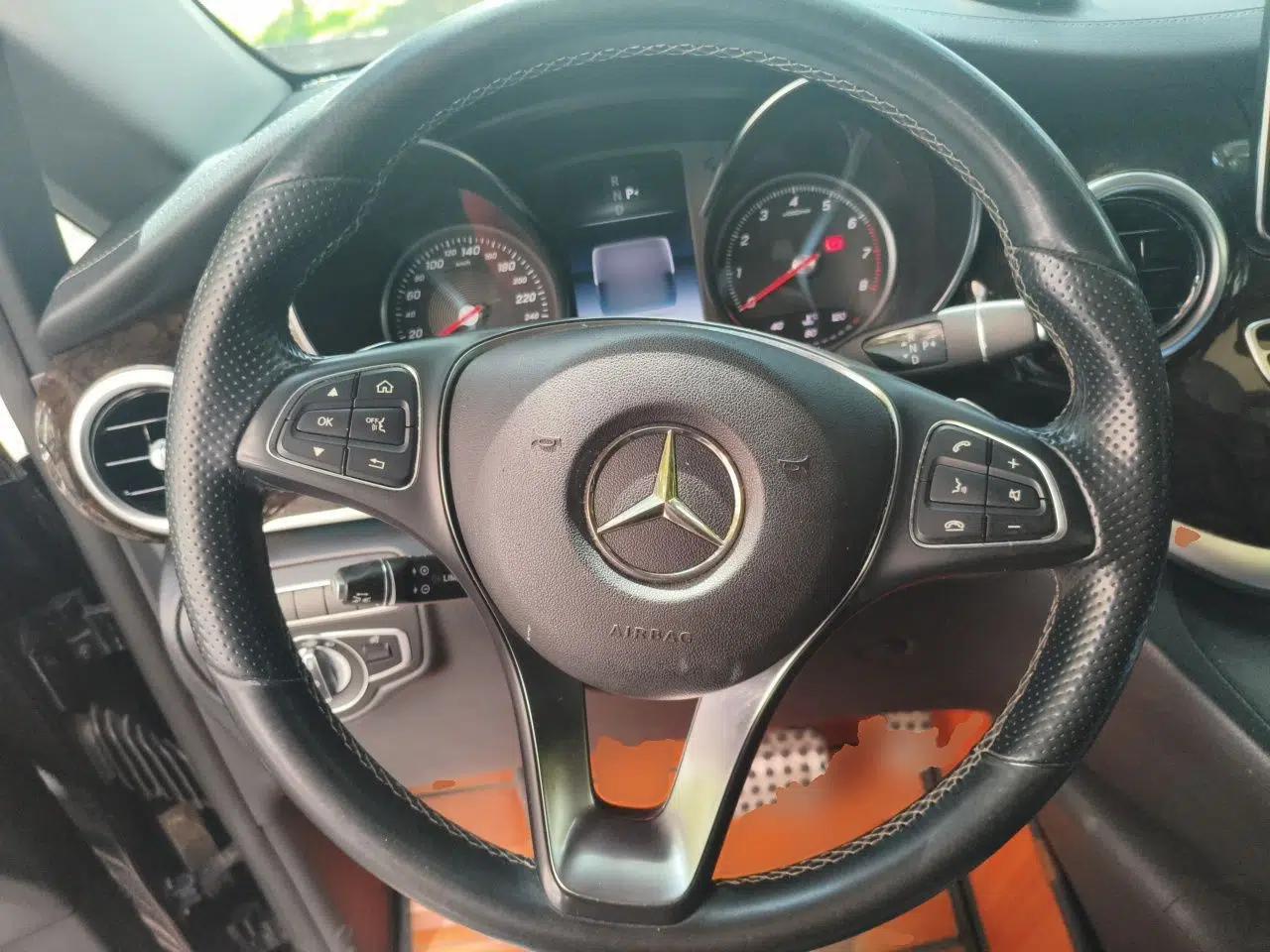 Mercedes-Benz V-Class 2018 V 260 Prestige Edition China VI — миниатюра 10