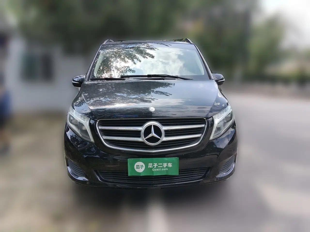 Mercedes-Benz V-Class 2016 V 260 Avantgarde Edition — миниатюра 2