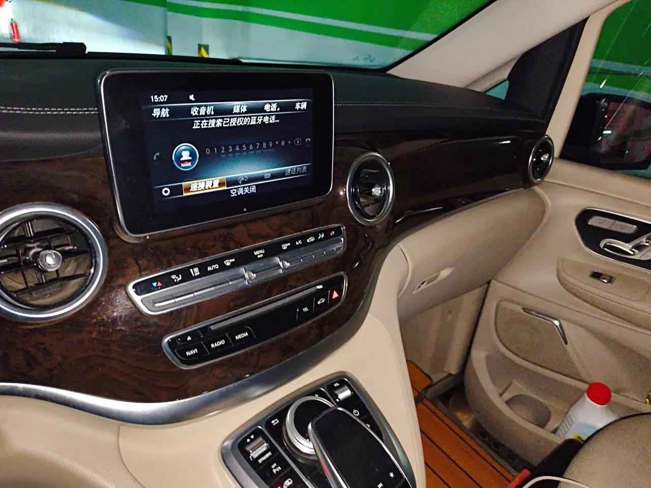 Mercedes-Benz V-Class 2018 V 260 Prestige Edition China V — миниатюра 13