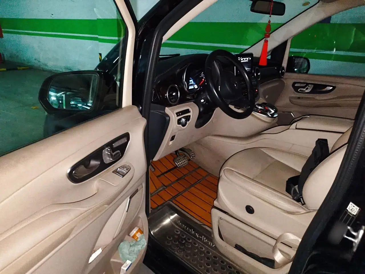 Mercedes-Benz V-Class 2018 V 260 Prestige Edition China V — миниатюра 16