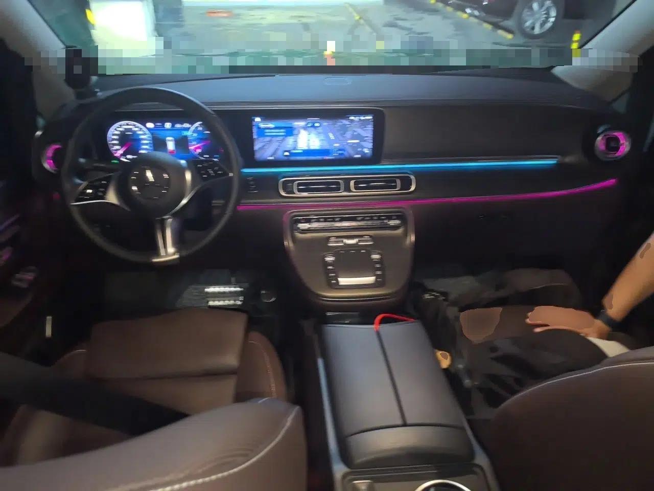 Mercedes-Benz V-Class 2024 V 300 L Long Wheelbase Luxury Edition — миниатюра 9