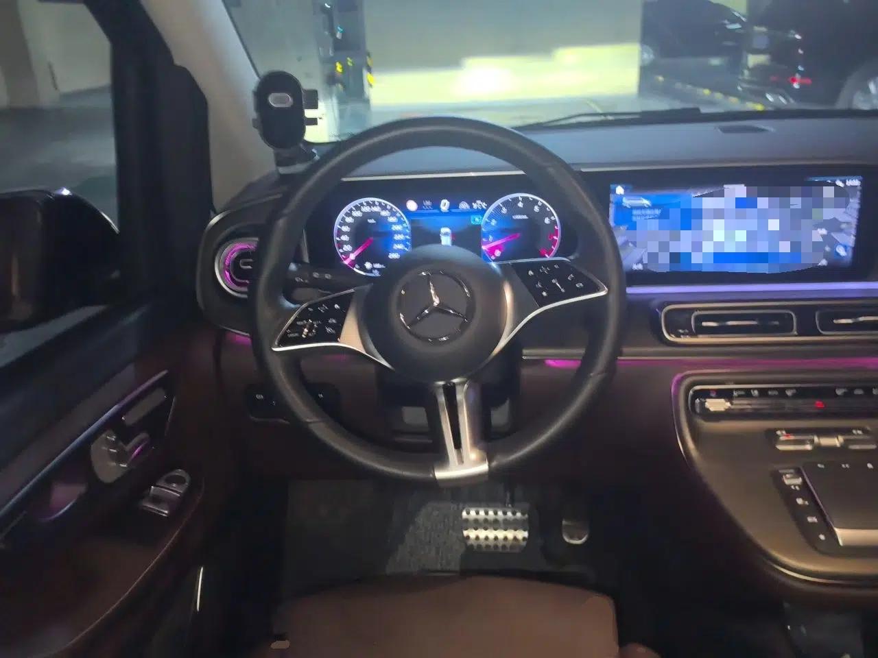 Mercedes-Benz V-Class 2024 V 300 L Long Wheelbase Luxury Edition — миниатюра 10