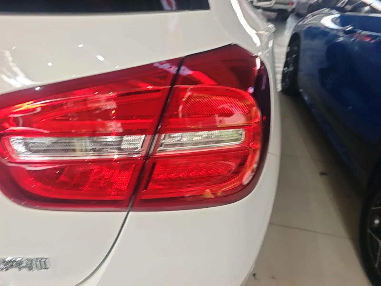 Mercedes-Benz GLA 2016 GLA 220 4MATIC Fashion Edition — миниатюра 9