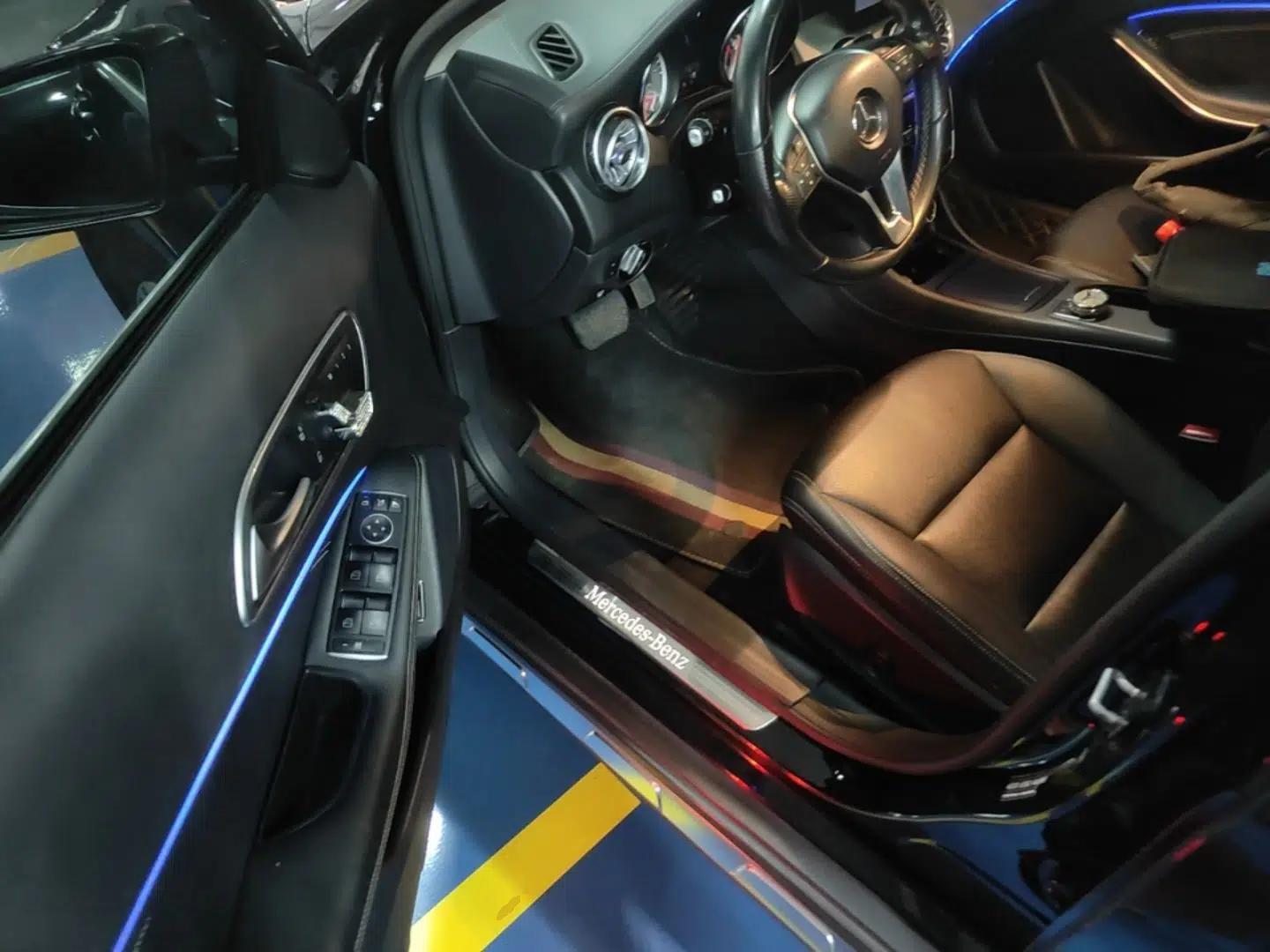 Mercedes-Benz GLA 2015 GLA 220 4MATIC Luxury Model — миниатюра 23