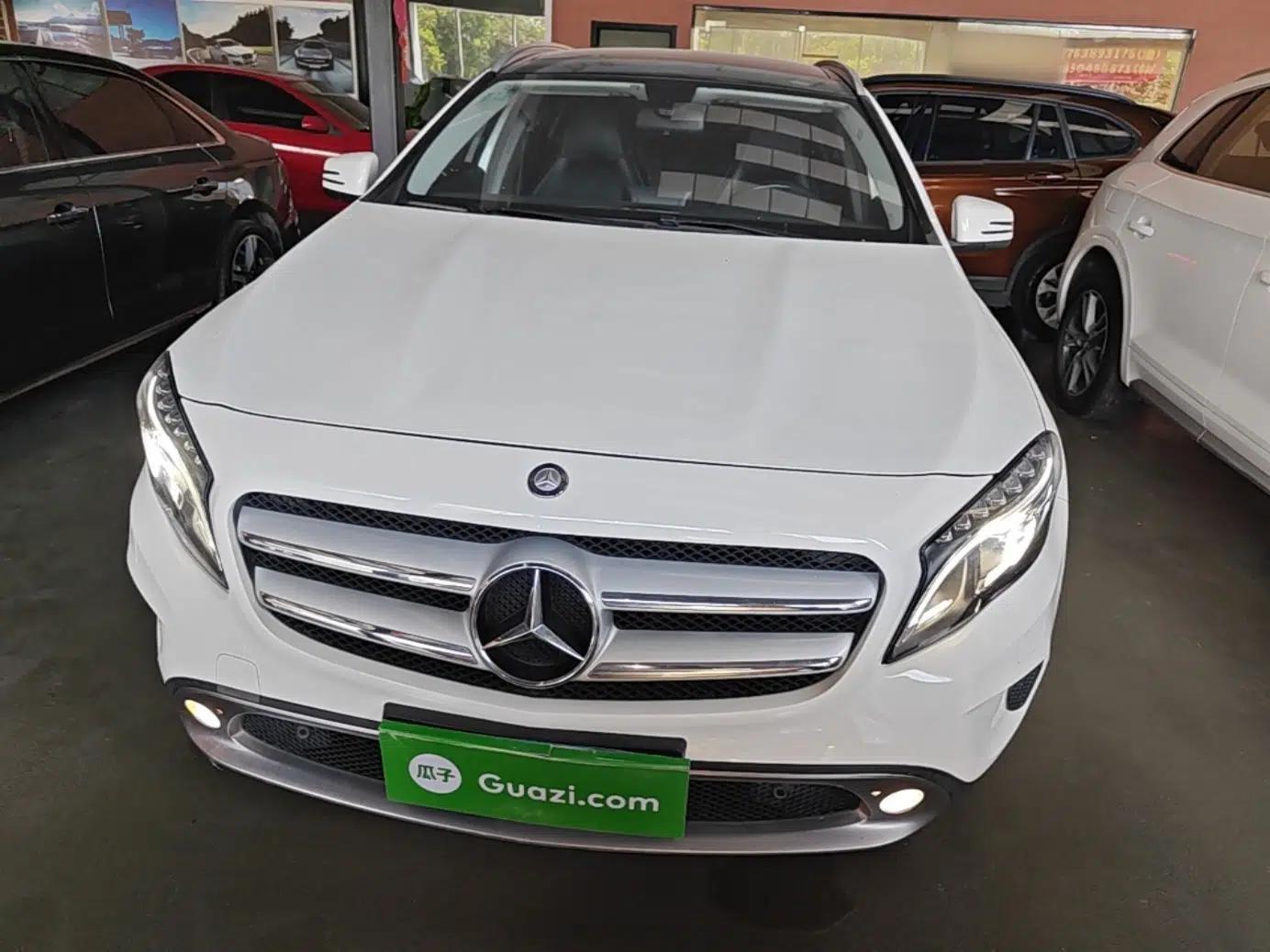 Mercedes-Benz GLA 2015 GLA 200 Fashion Model — миниатюра 2
