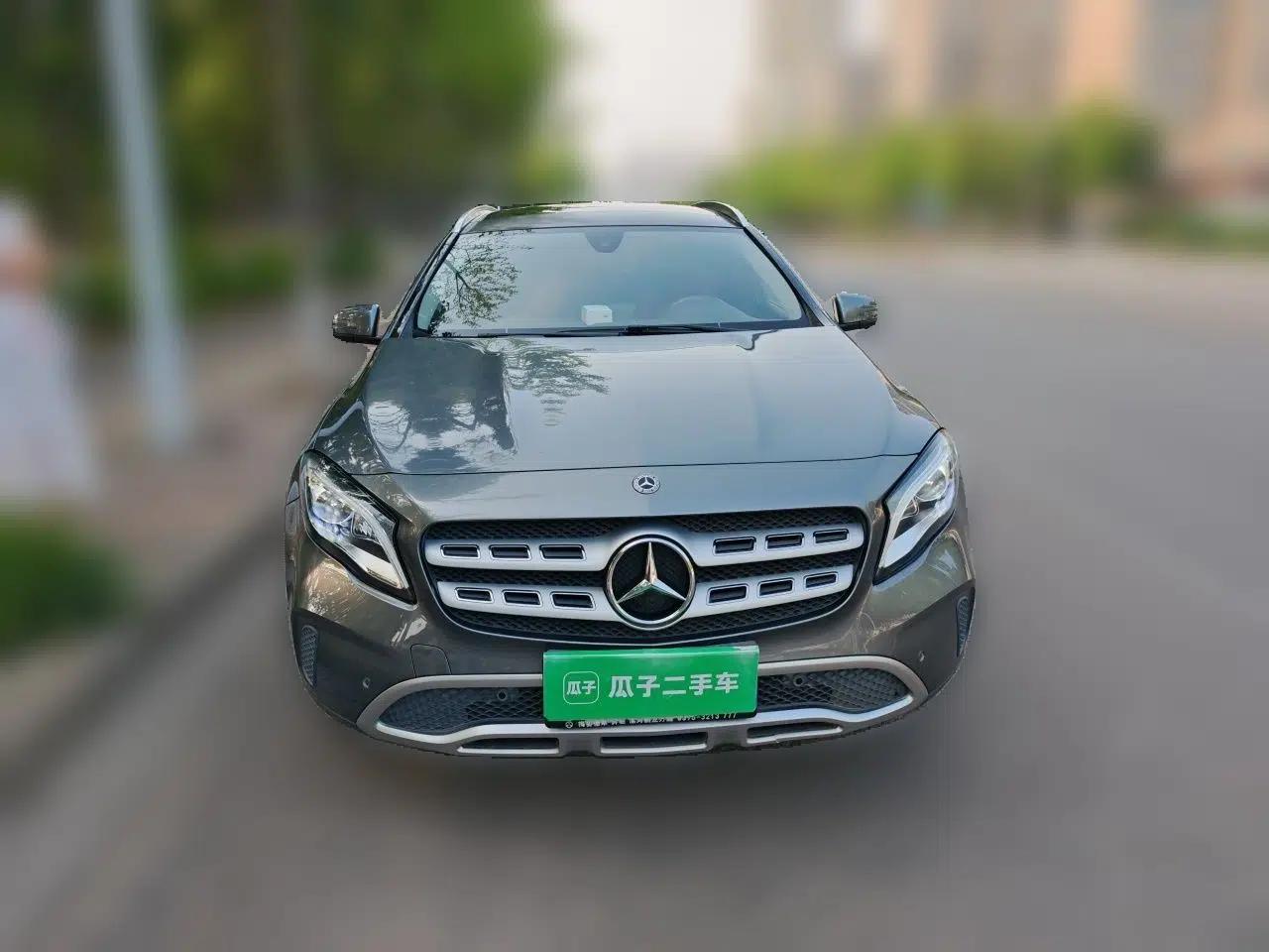 Mercedes-Benz GLA 2017 GLA 200 Fashion Model — миниатюра 2