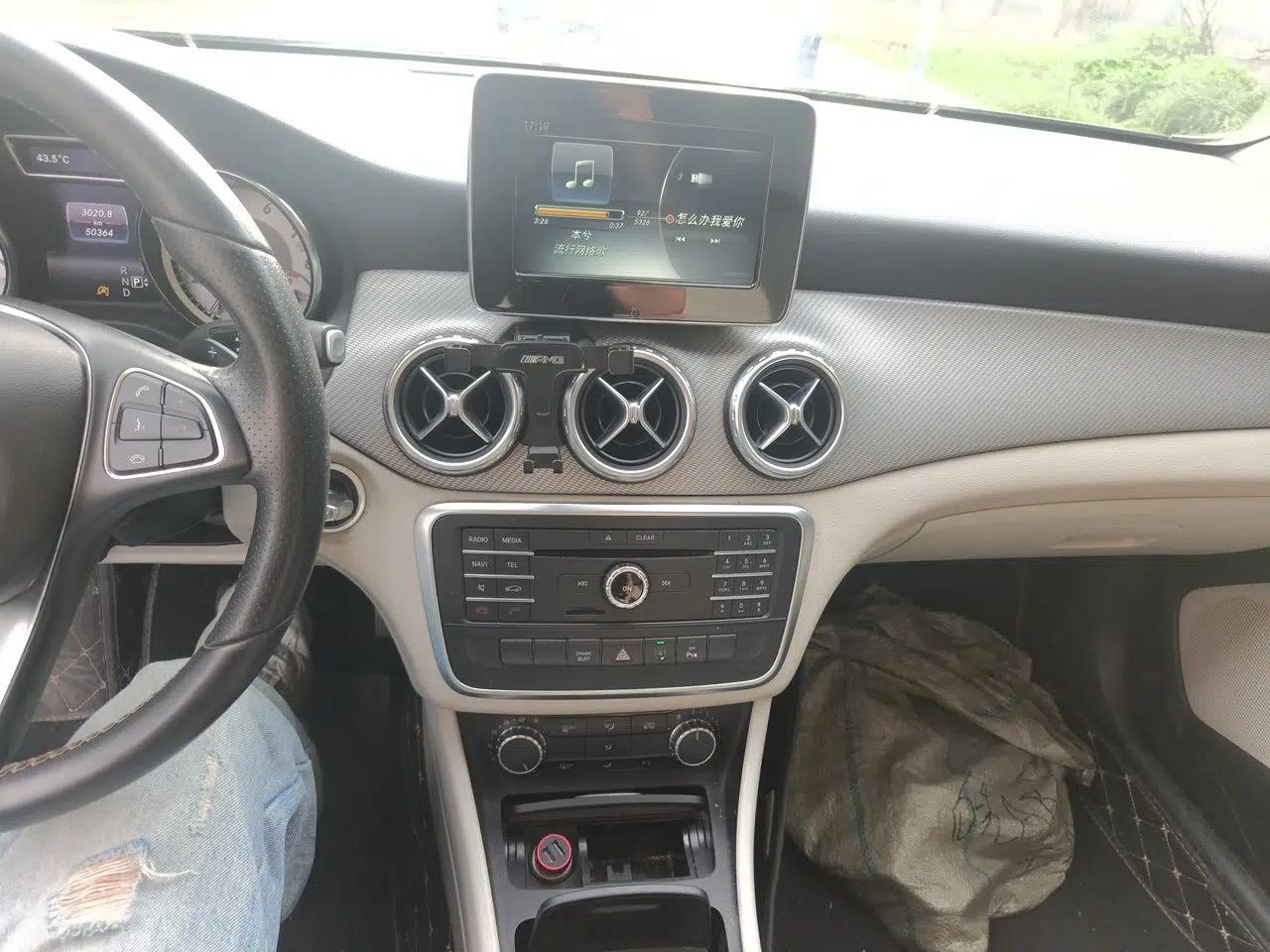 Mercedes-Benz GLA 2016 GLA 200 Sport Edition — миниатюра 13