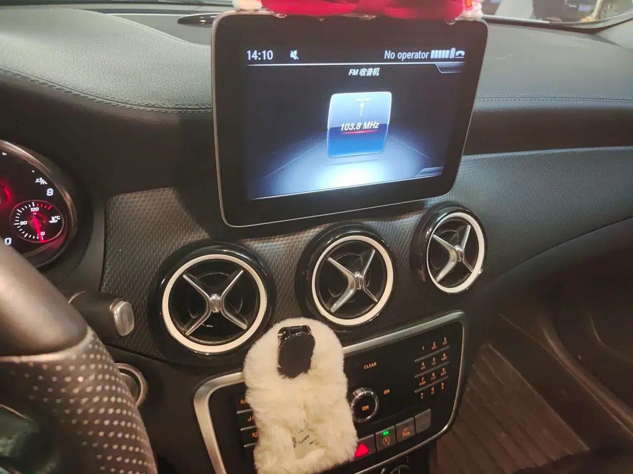Mercedes-Benz GLA 2019 GLA 200 Fashion Model — миниатюра 13