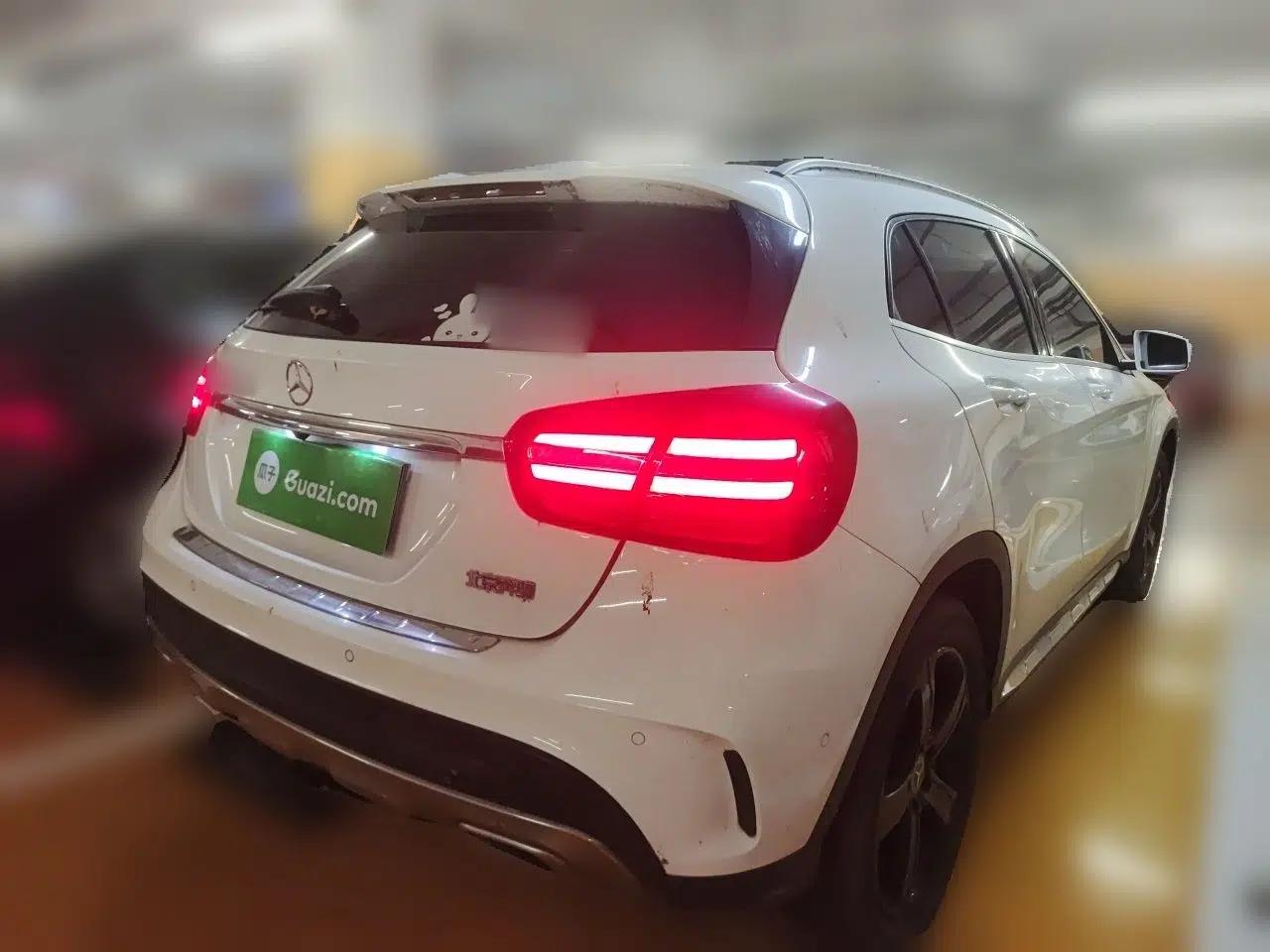 Mercedes-Benz GLA 2019 GLA 200 Fashion Model — миниатюра 6