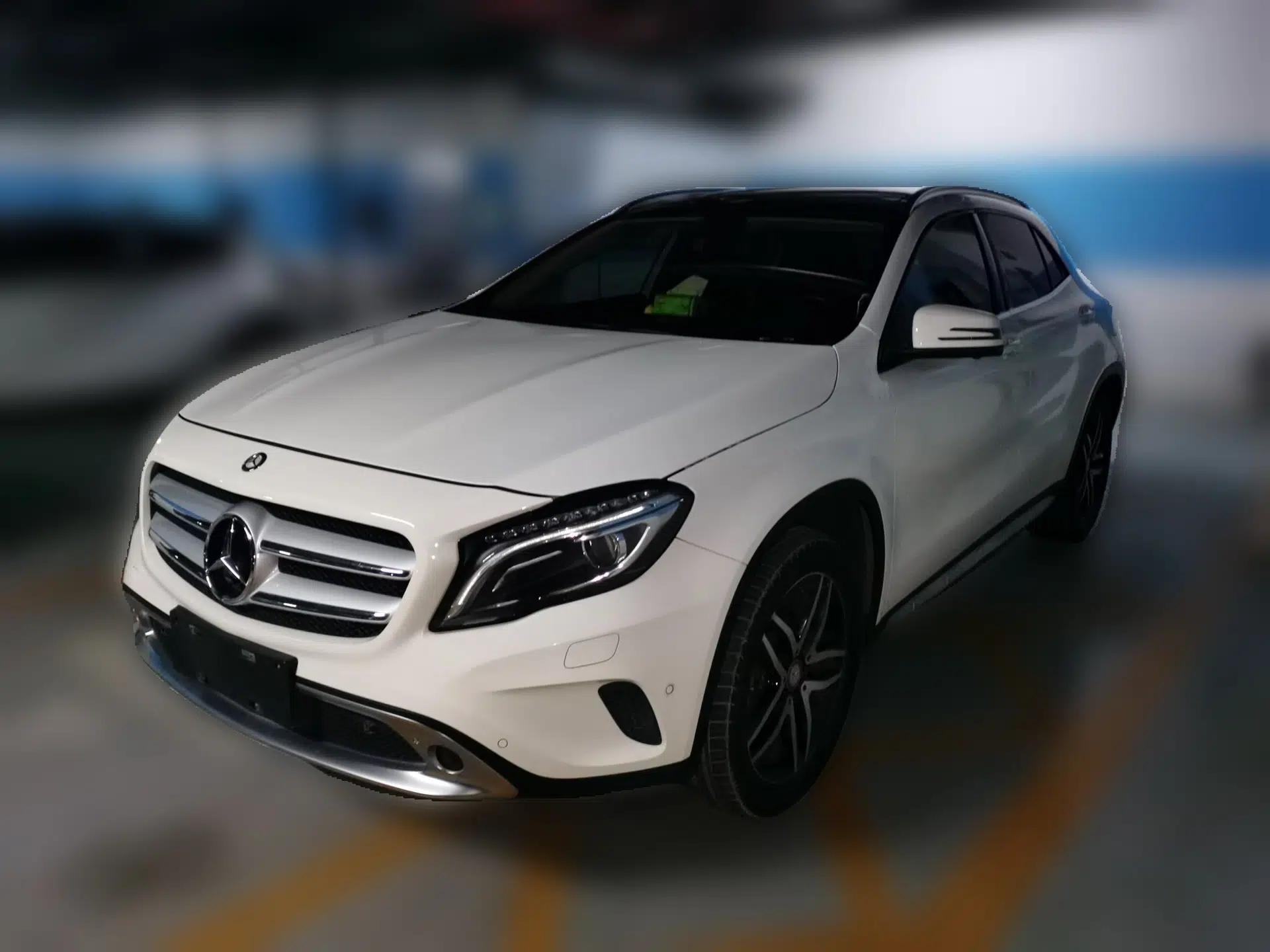 Mercedes-Benz GLA 2016 GLA 220 4MATIC Fashion Edition — миниатюра 1
