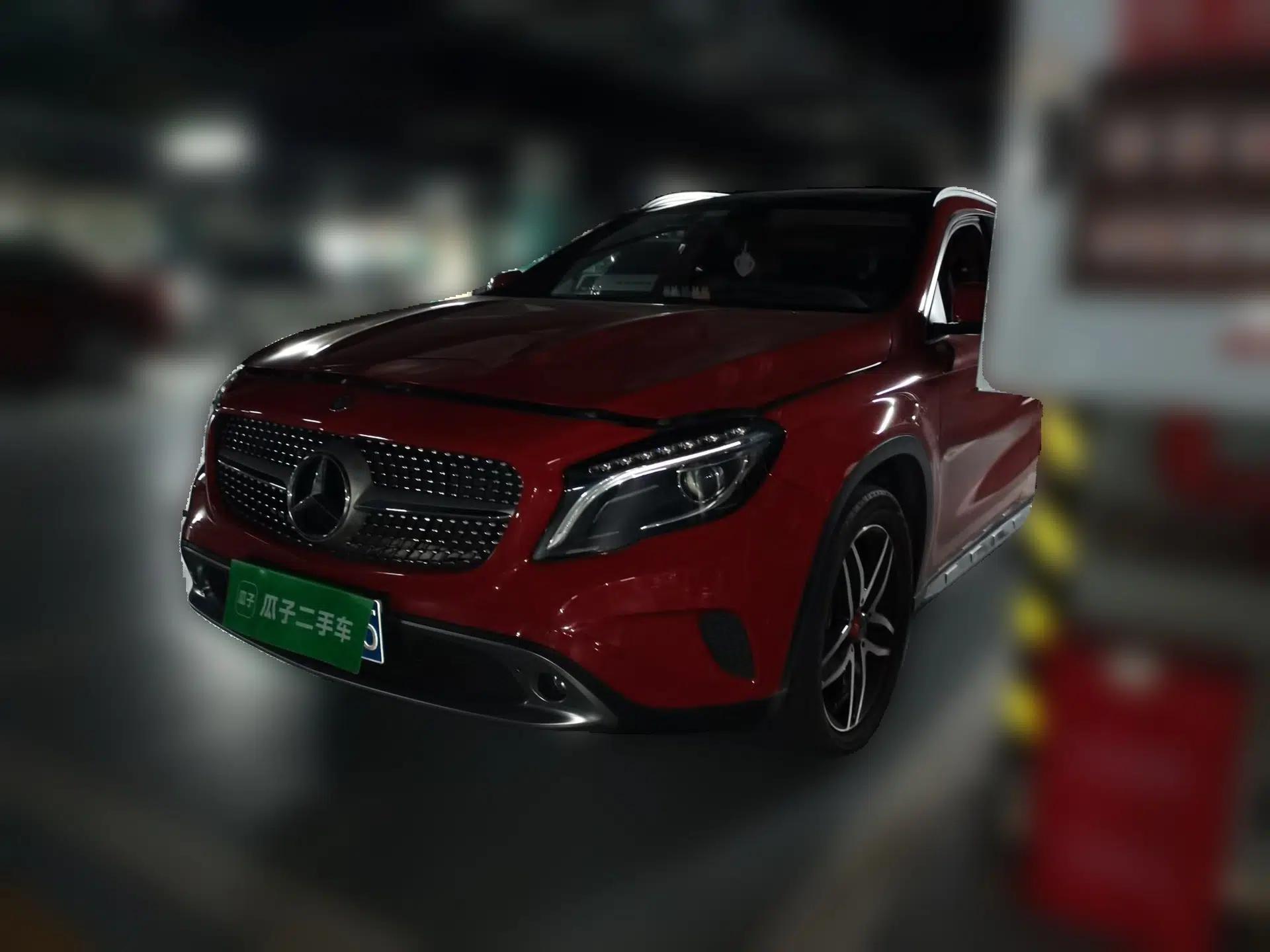 Mercedes-Benz GLA 2015 GLA 200 Fashion Model — миниатюра 1