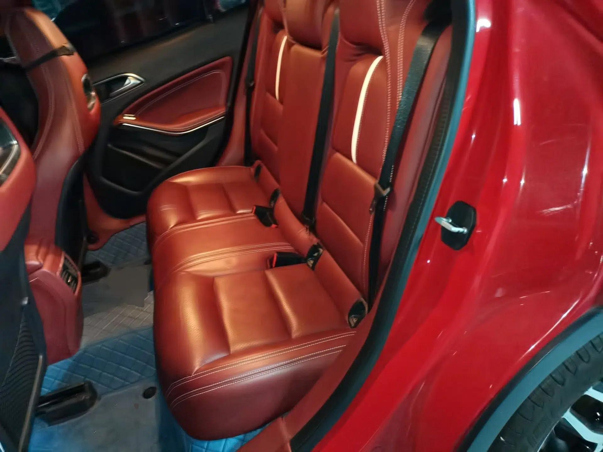 Mercedes-Benz GLA 2015 GLA 200 Fashion Model — миниатюра 17