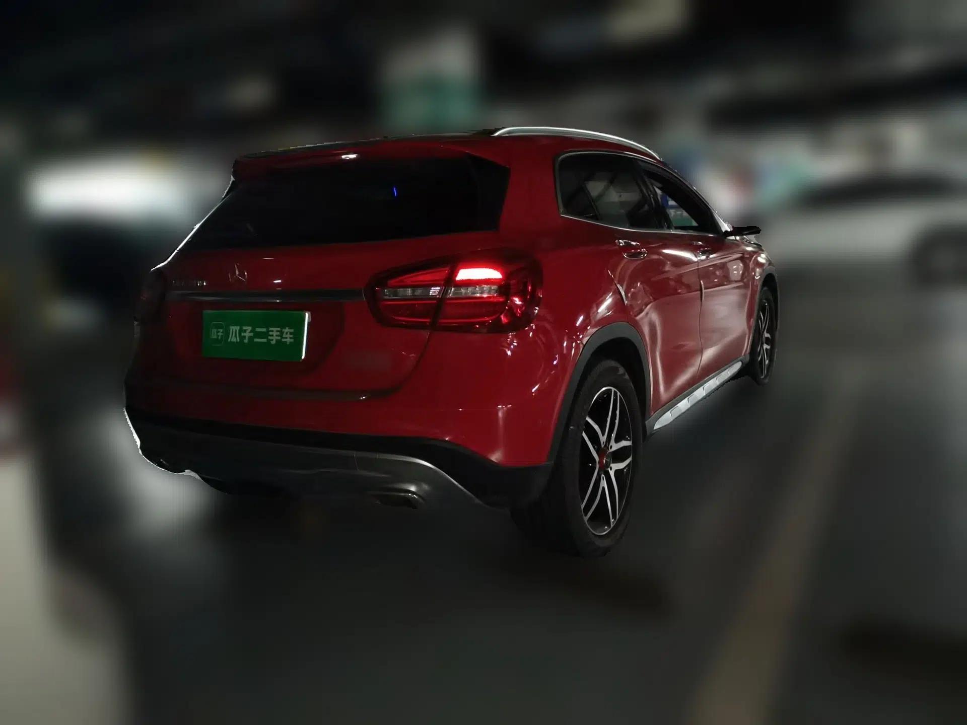 Mercedes-Benz GLA 2015 GLA 200 Fashion Model — миниатюра 6