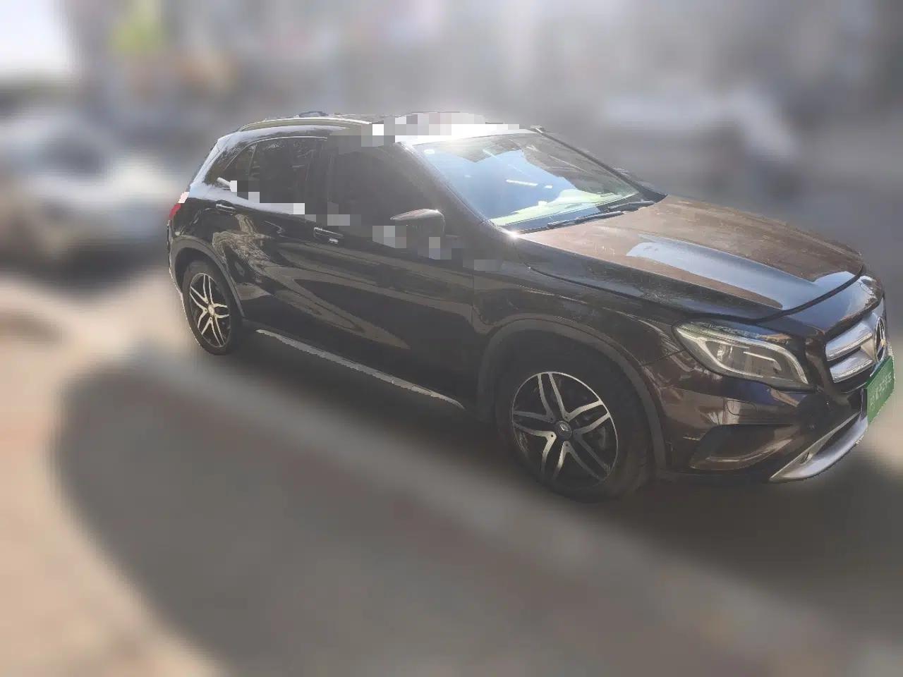 Mercedes-Benz GLA 2015 GLA 200 Fashion Model — миниатюра 3