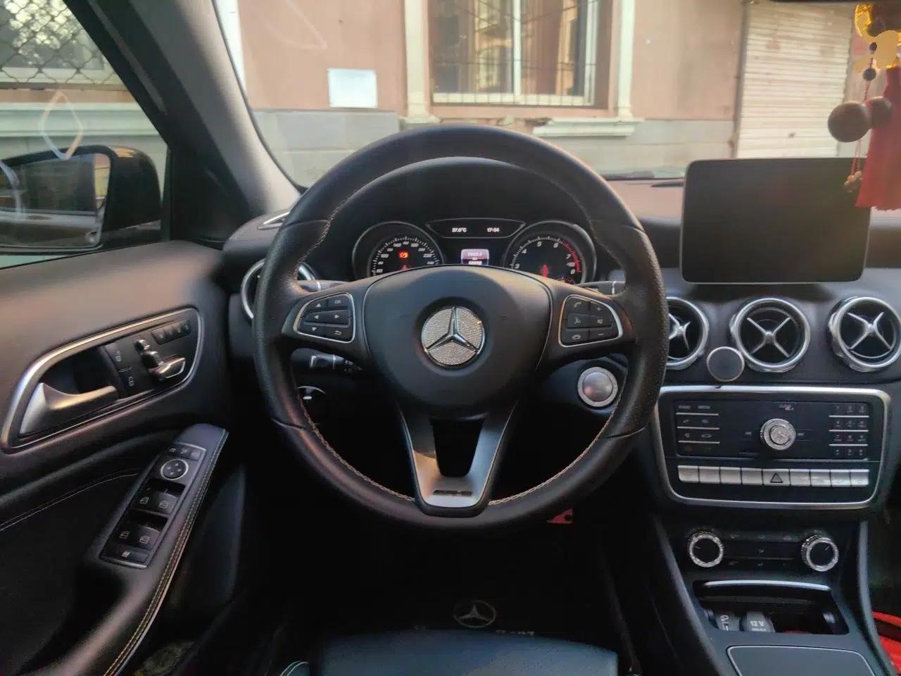Mercedes-Benz GLA 2018 GLA 220 4MATIC Sport Edition — миниатюра 10