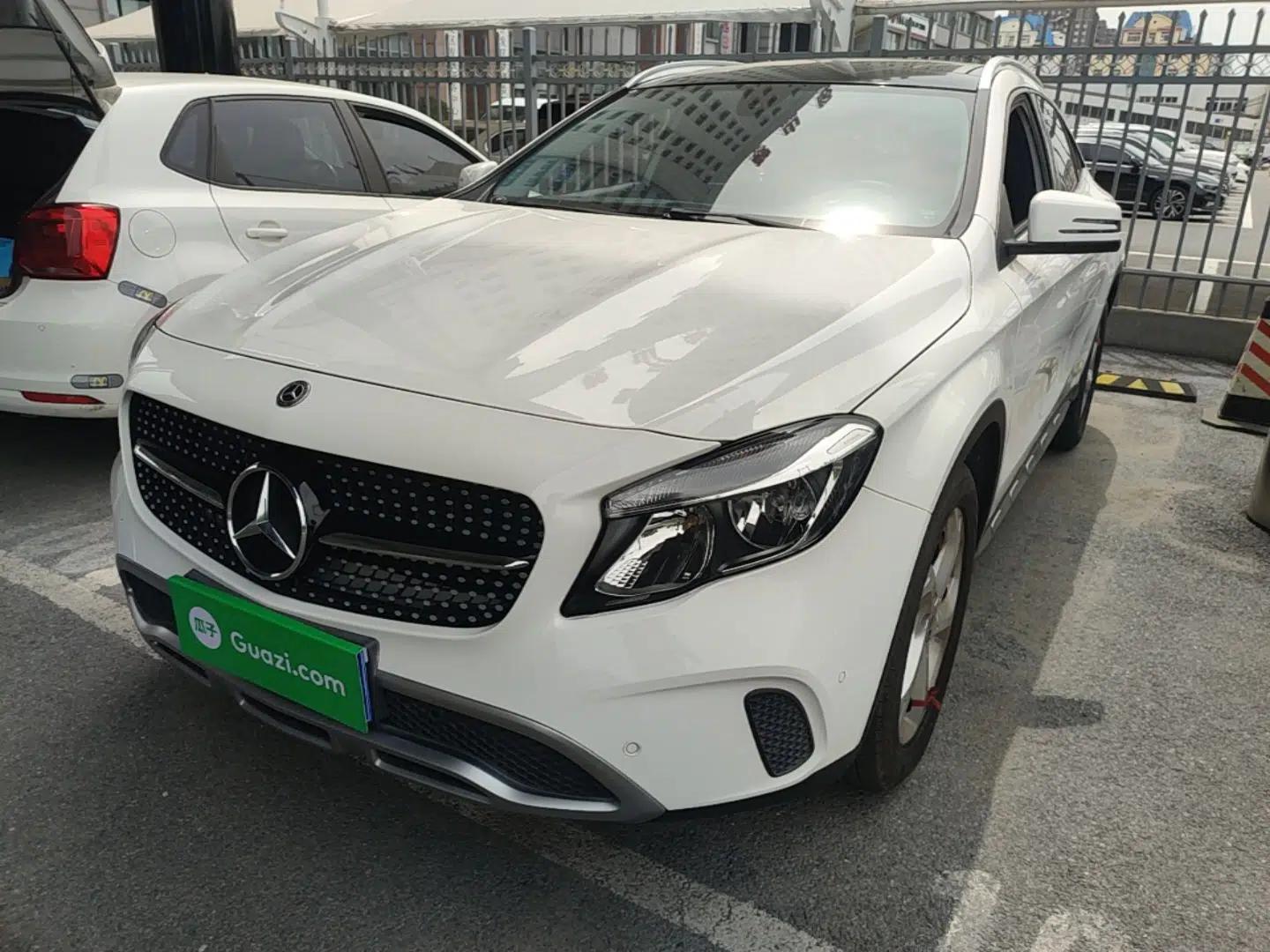 Mercedes-Benz GLA 2018 GLA 200 Sport Edition — миниатюра 1