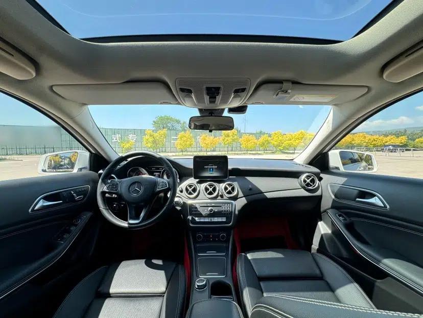 Mercedes-Benz GLA 2017 GLA 200 Sport Edition — миниатюра 12