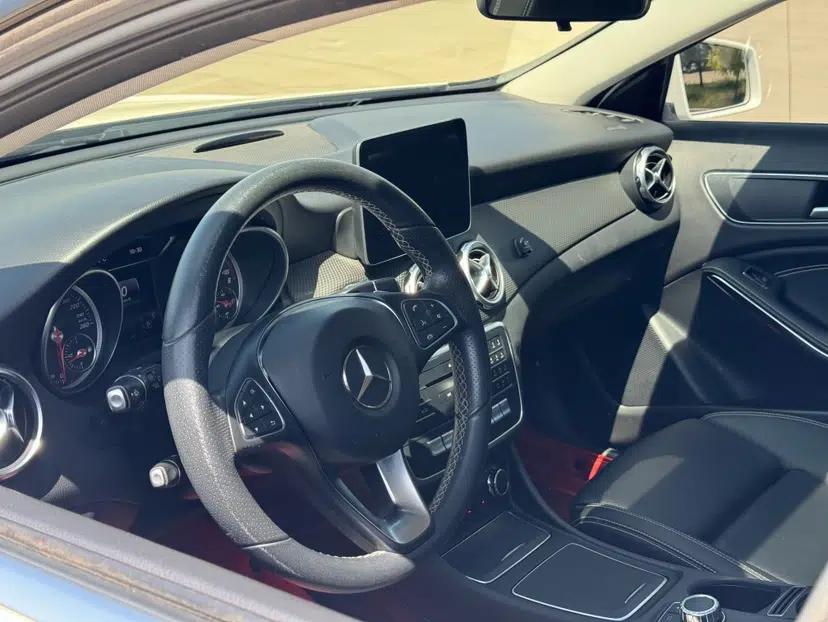 Mercedes-Benz GLA 2017 GLA 200 Sport Edition — миниатюра 19