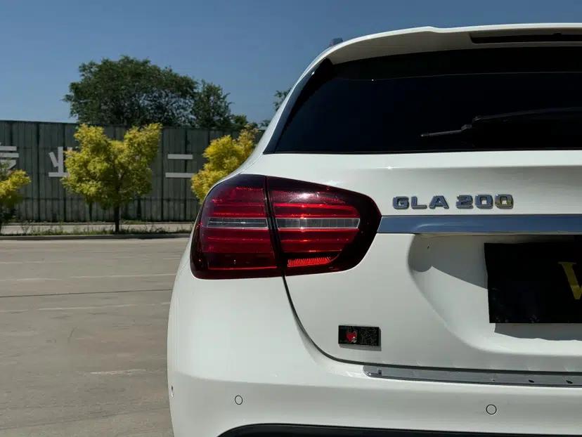 Mercedes-Benz GLA 2017 GLA 200 Sport Edition — миниатюра 10