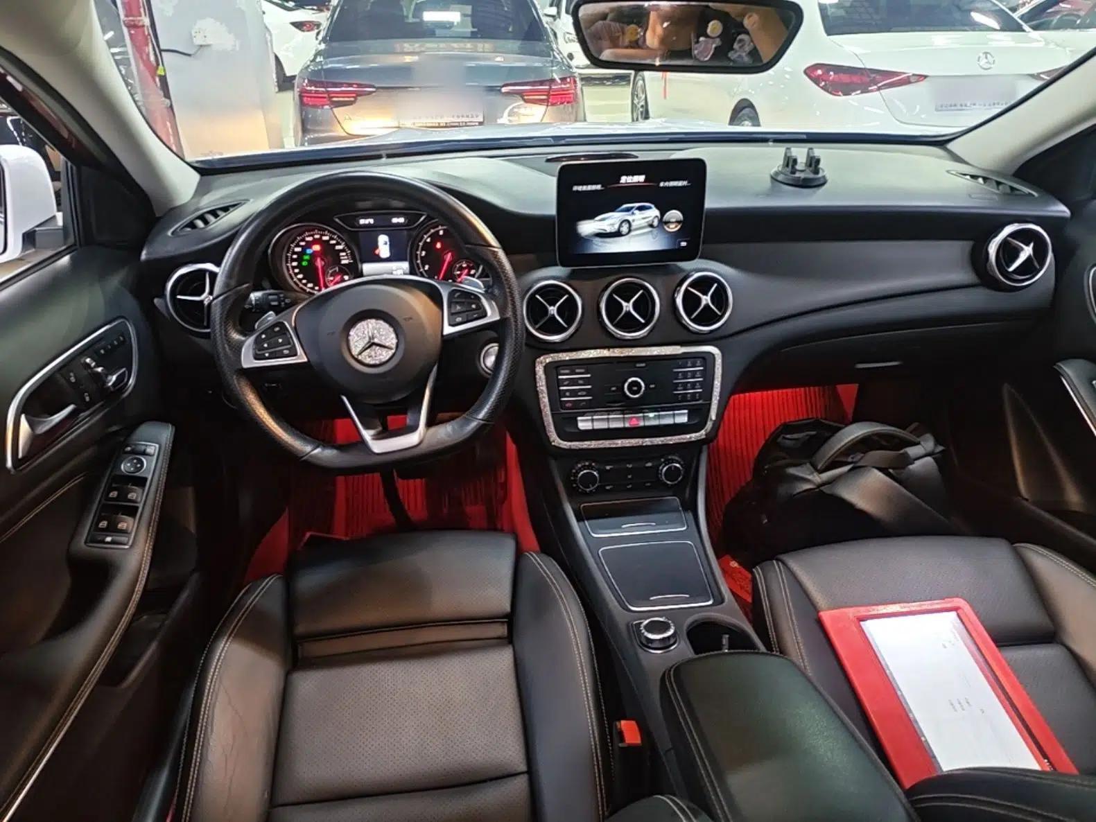 Mercedes-Benz GLA 2019 GLA 200 Dynamic Edition — миниатюра 12