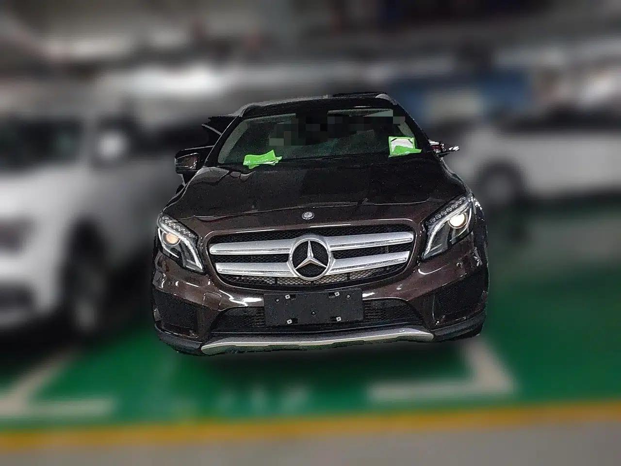 Mercedes-Benz GLA 2016 GLA 200 Fashion Model — миниатюра 2
