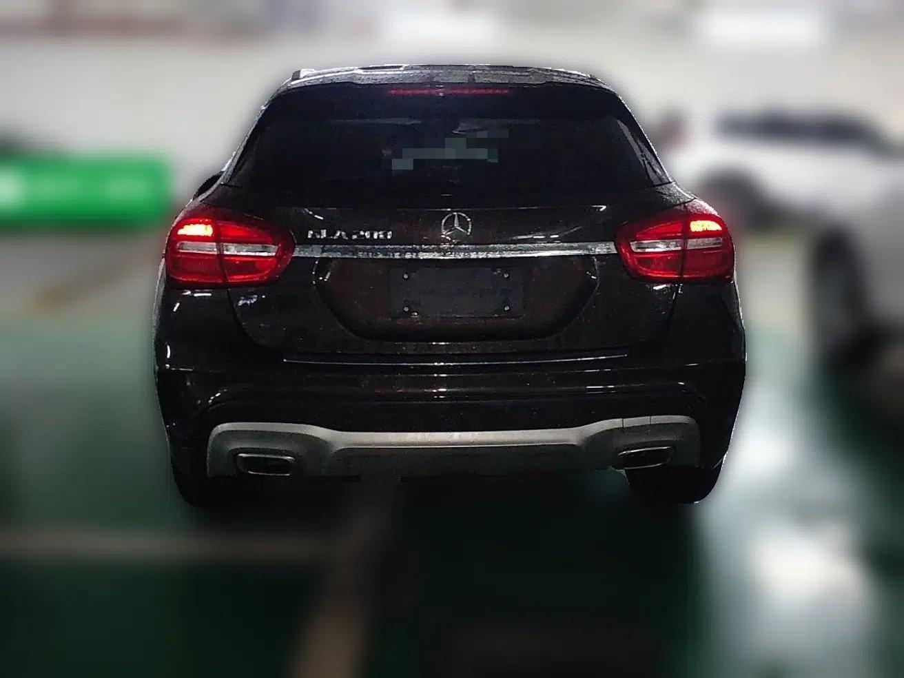 Mercedes-Benz GLA 2016 GLA 200 Fashion Model — миниатюра 5