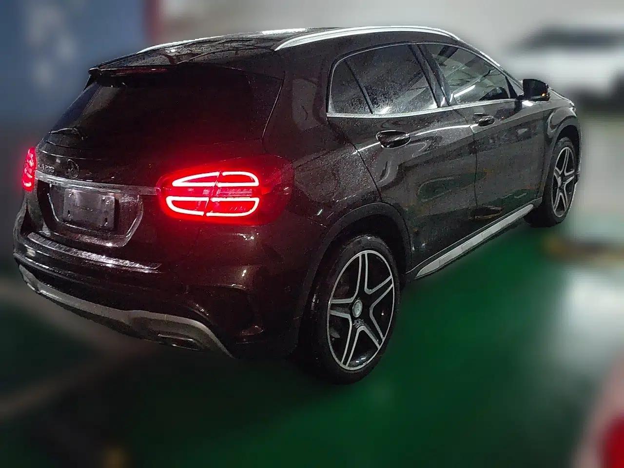 Mercedes-Benz GLA 2016 GLA 200 Fashion Model — миниатюра 6