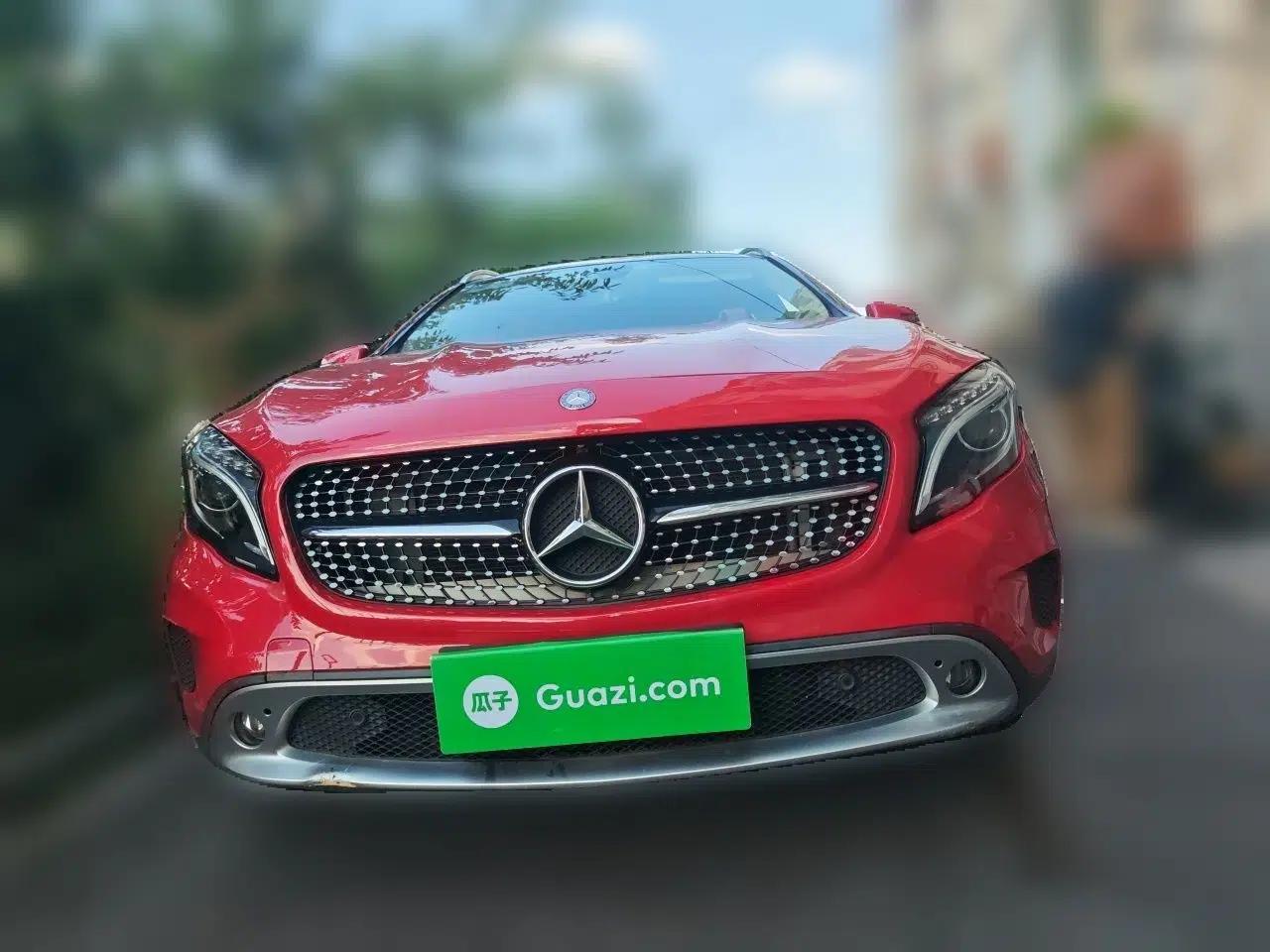 Mercedes-Benz GLA 2016 GLA 200 Fashion Model — миниатюра 2