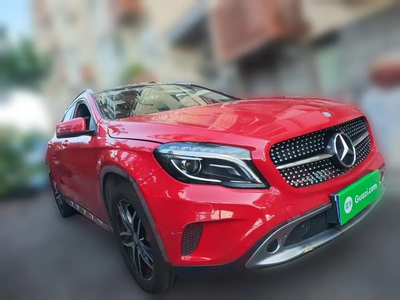 Mercedes-Benz GLA 2016 GLA 200 Fashion Model — миниатюра 3