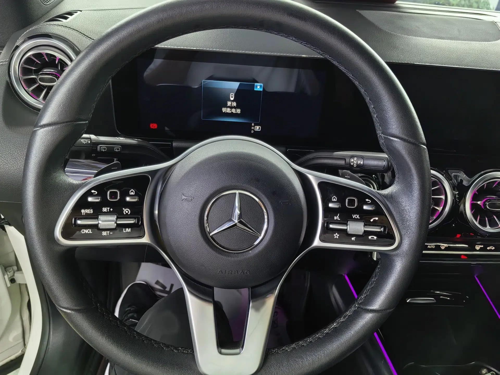 Mercedes-Benz GLA 2022 Facelifted GLA 200 — миниатюра 34