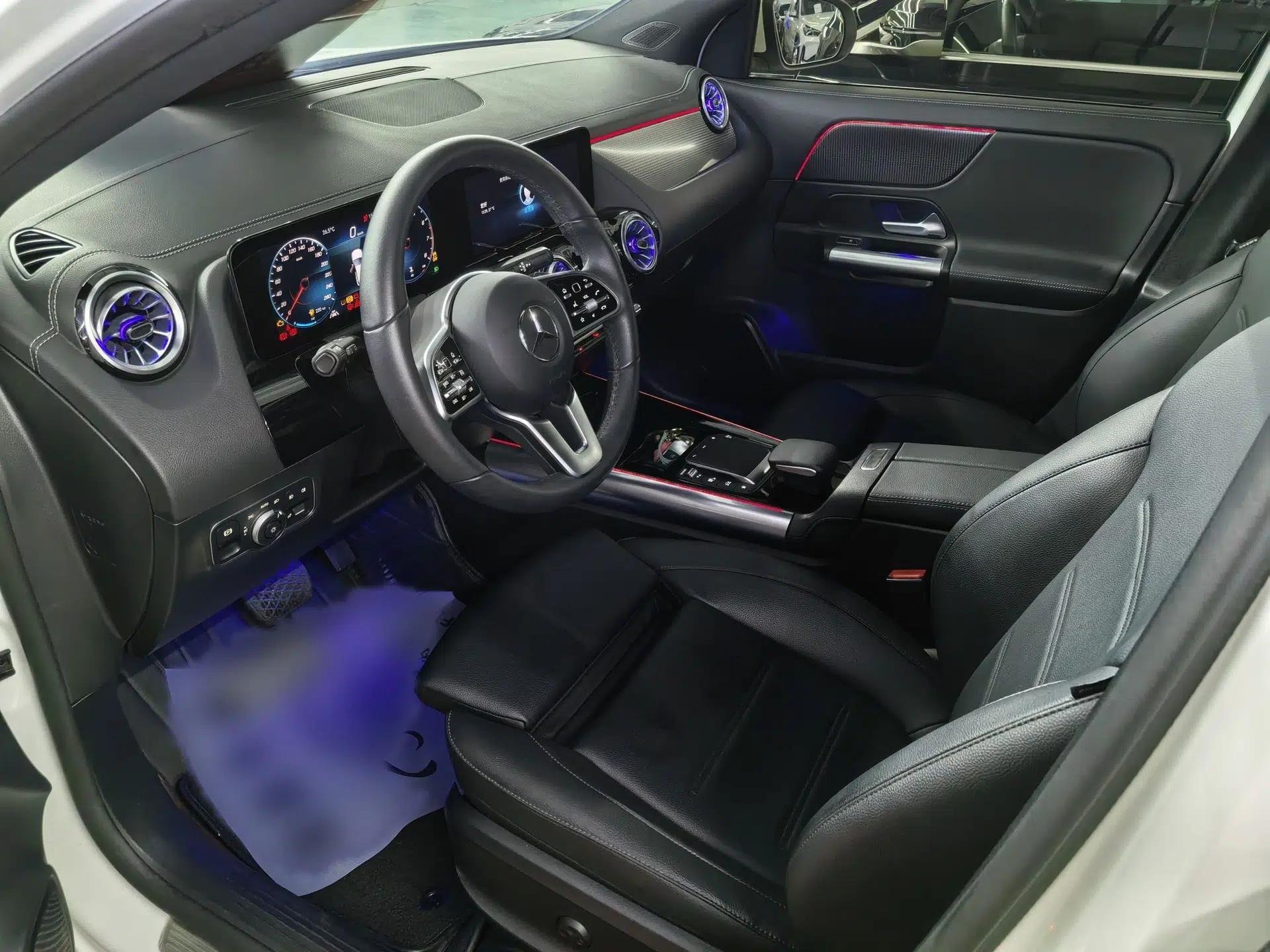 Mercedes-Benz GLA 2022 Facelifted GLA 200 — миниатюра 37