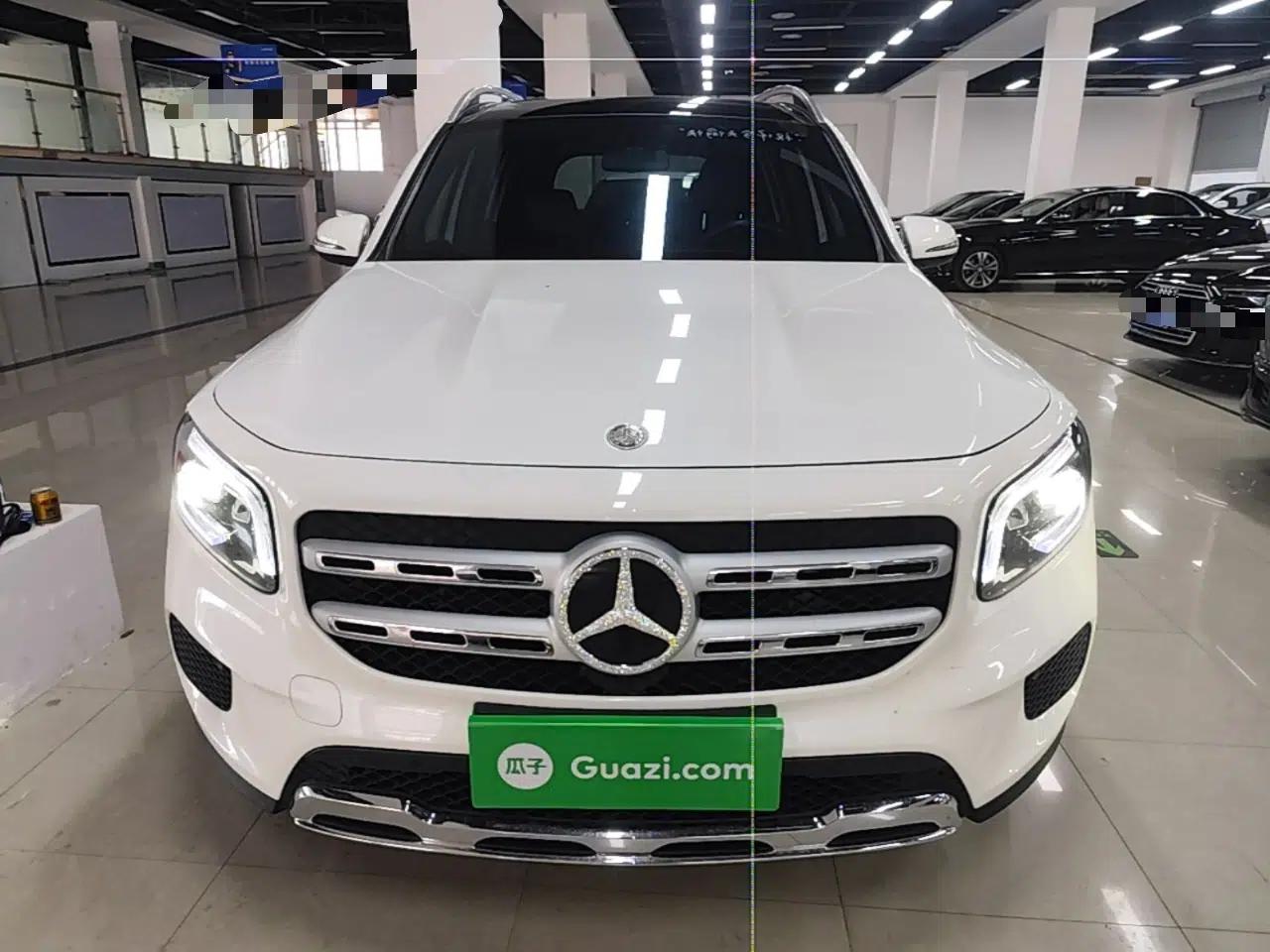 Mercedes-Benz GLB 2022 GLB 220 Fashion Model — миниатюра 2