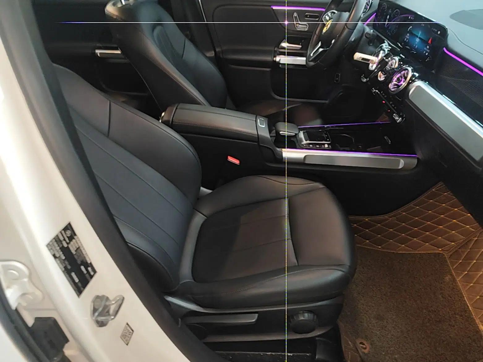 Mercedes-Benz GLB 2022 GLB 220 Fashion Model — миниатюра 24