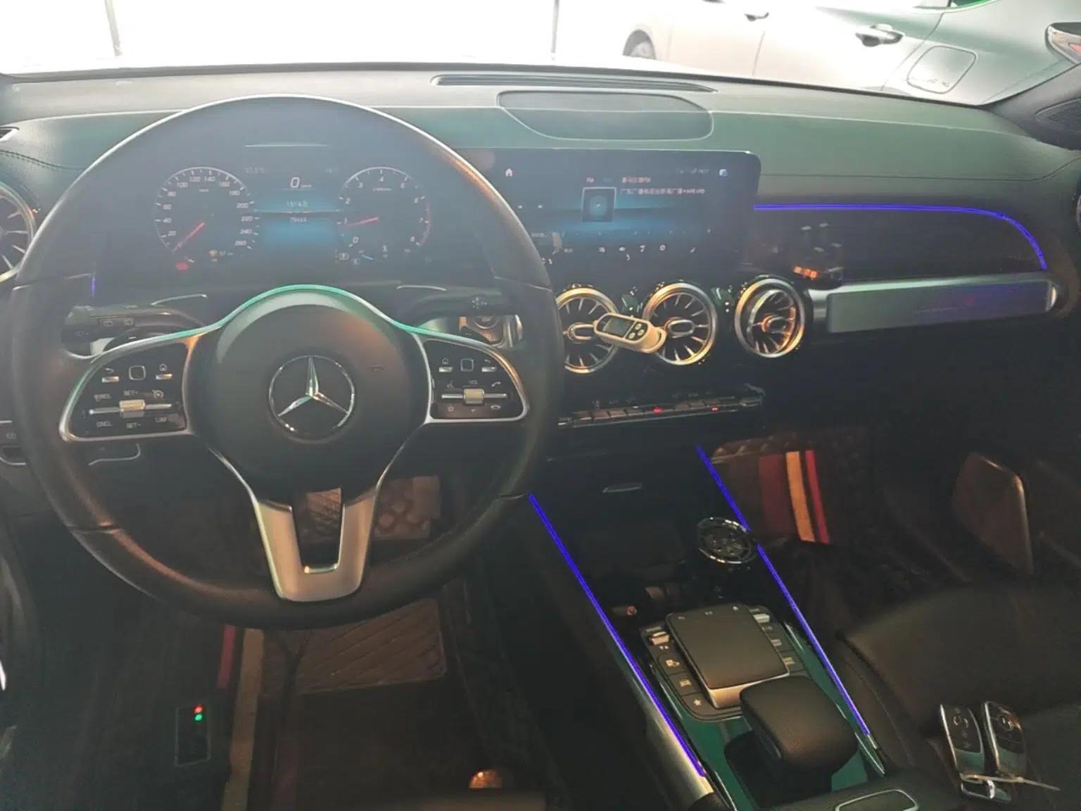 Mercedes-Benz GLB 2021 GLB 200 Dynamic Edition — миниатюра 17