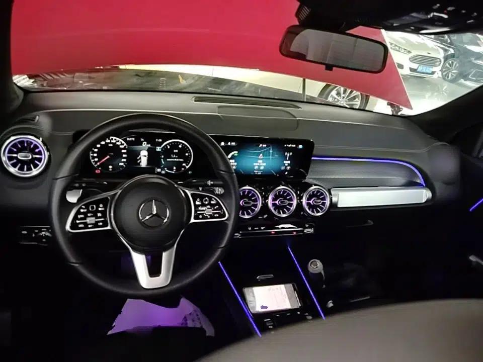 Mercedes-Benz GLB 2021 GLB 200 Fashion Model — миниатюра 17