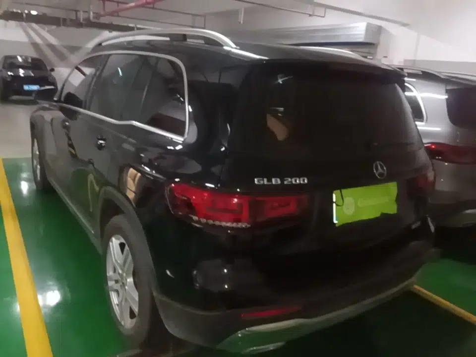 Mercedes-Benz GLB 2023 GLB 200 Dynamic Edition — миниатюра 4