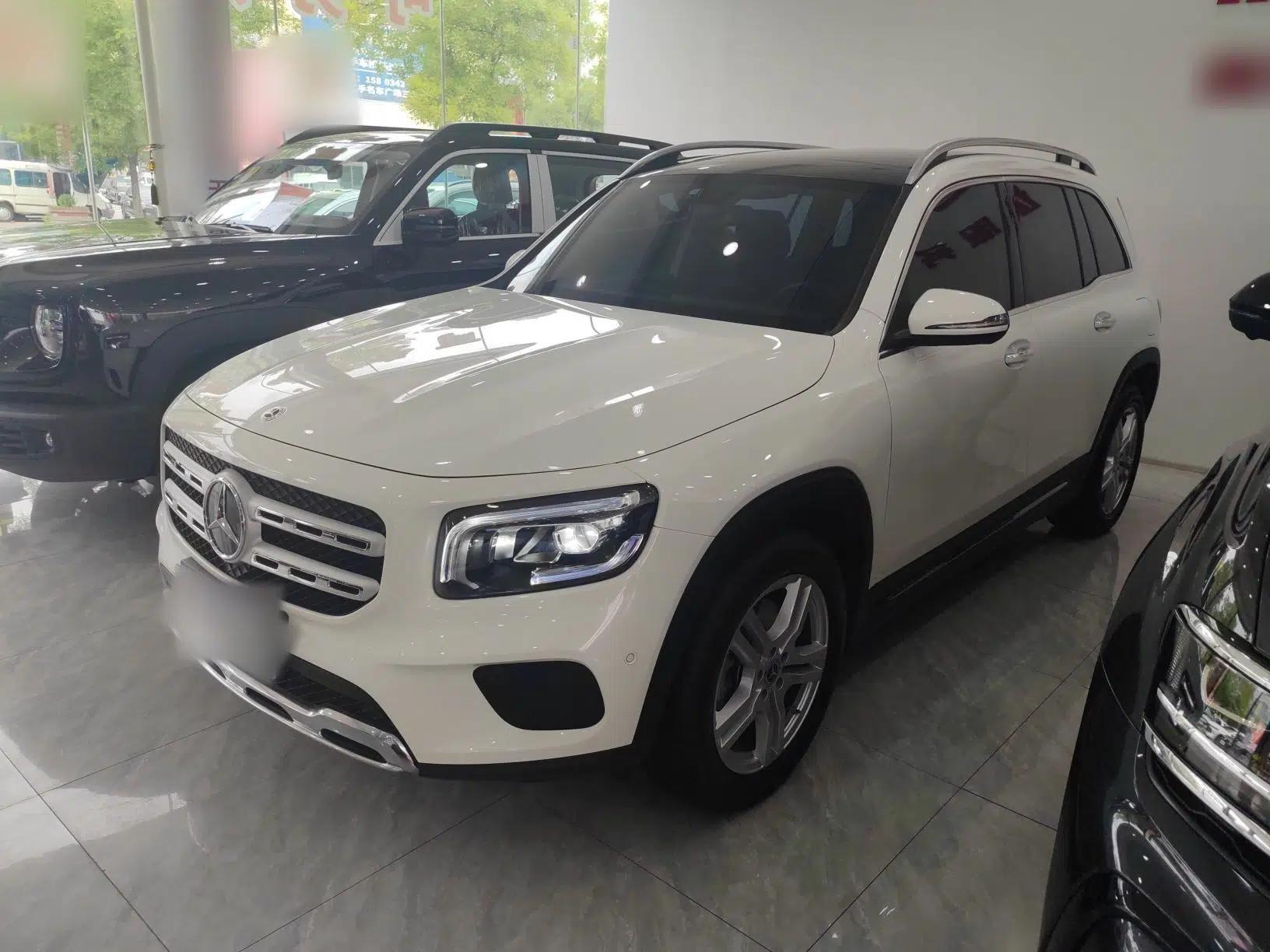 Mercedes-Benz GLB 2023 GLB 200 Dynamic Edition — миниатюра 3