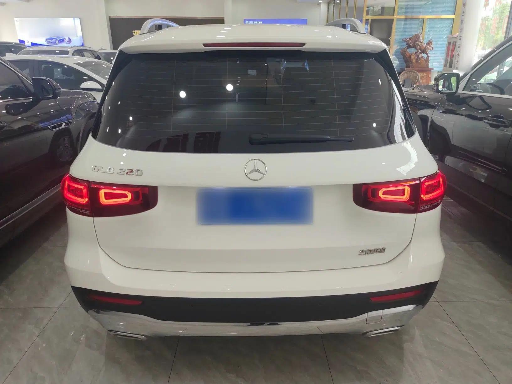 Mercedes-Benz GLB 2023 GLB 200 Dynamic Edition — миниатюра 6